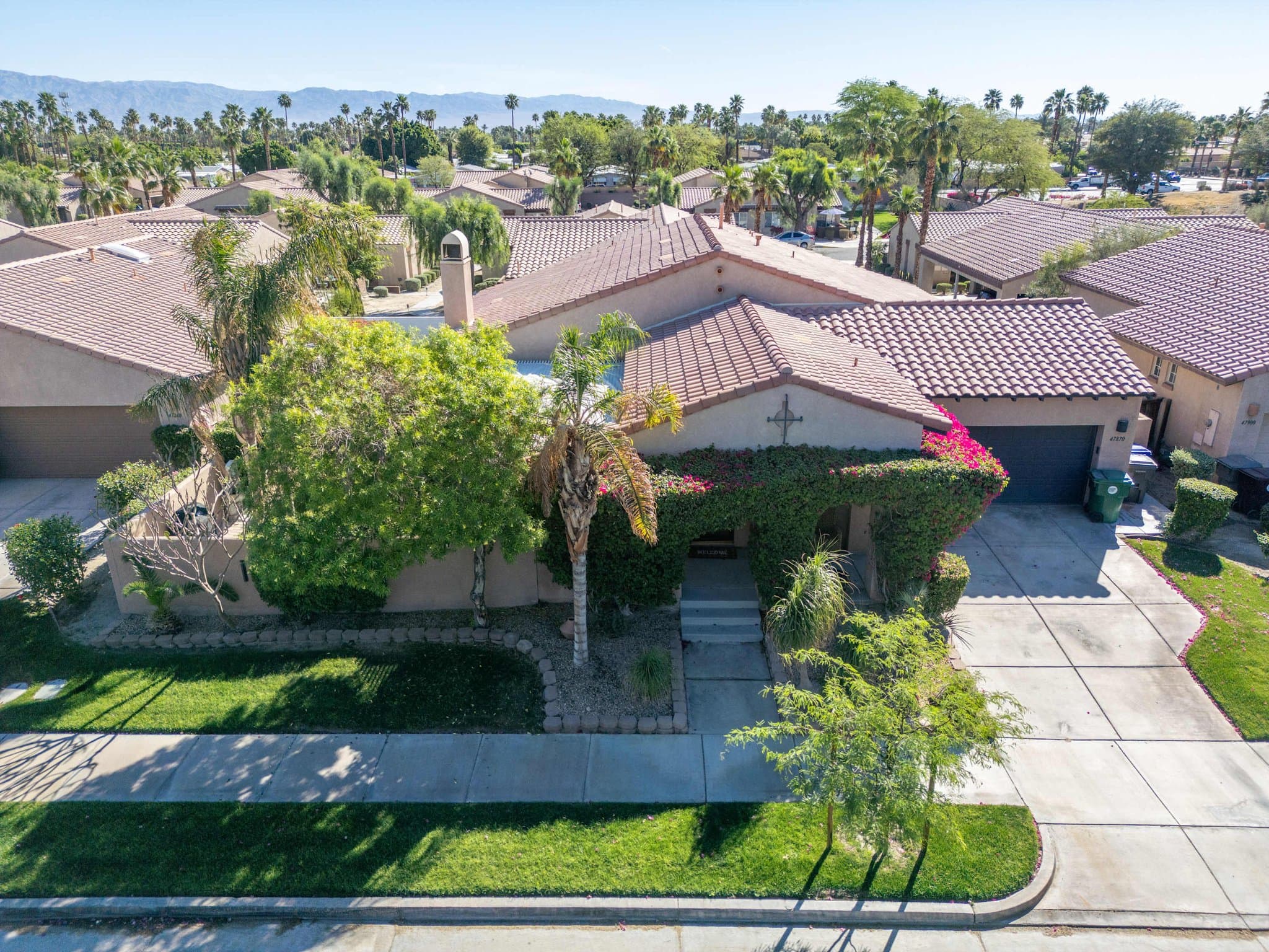 La Quinta House: 47870 Sumac Street