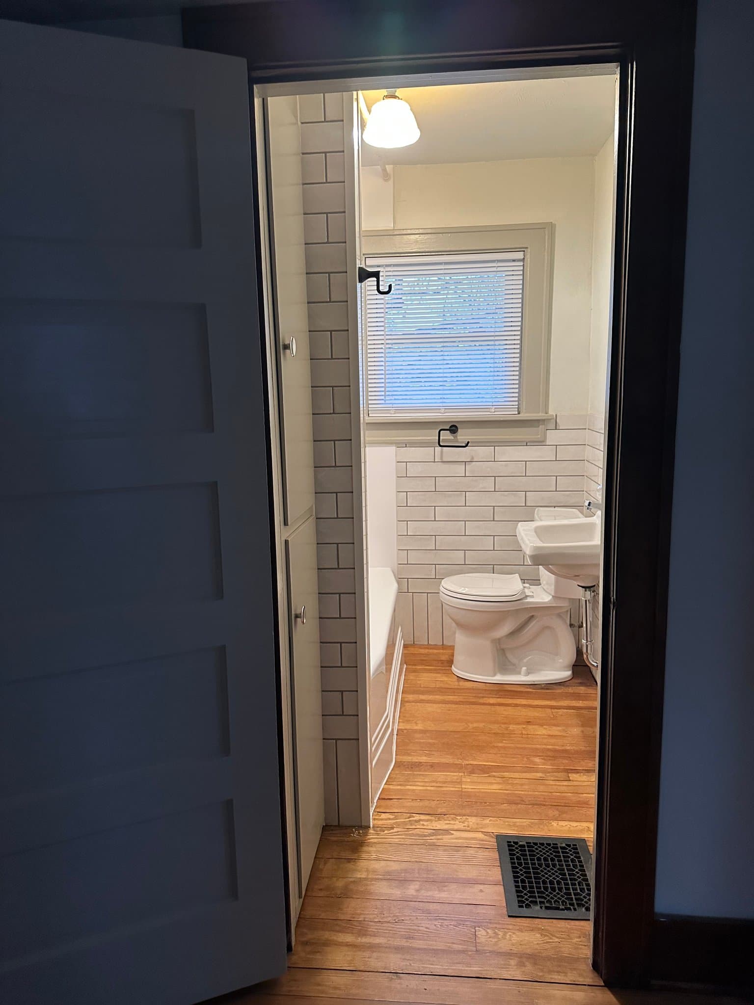 Horicon House: 401 N Hubbard St
