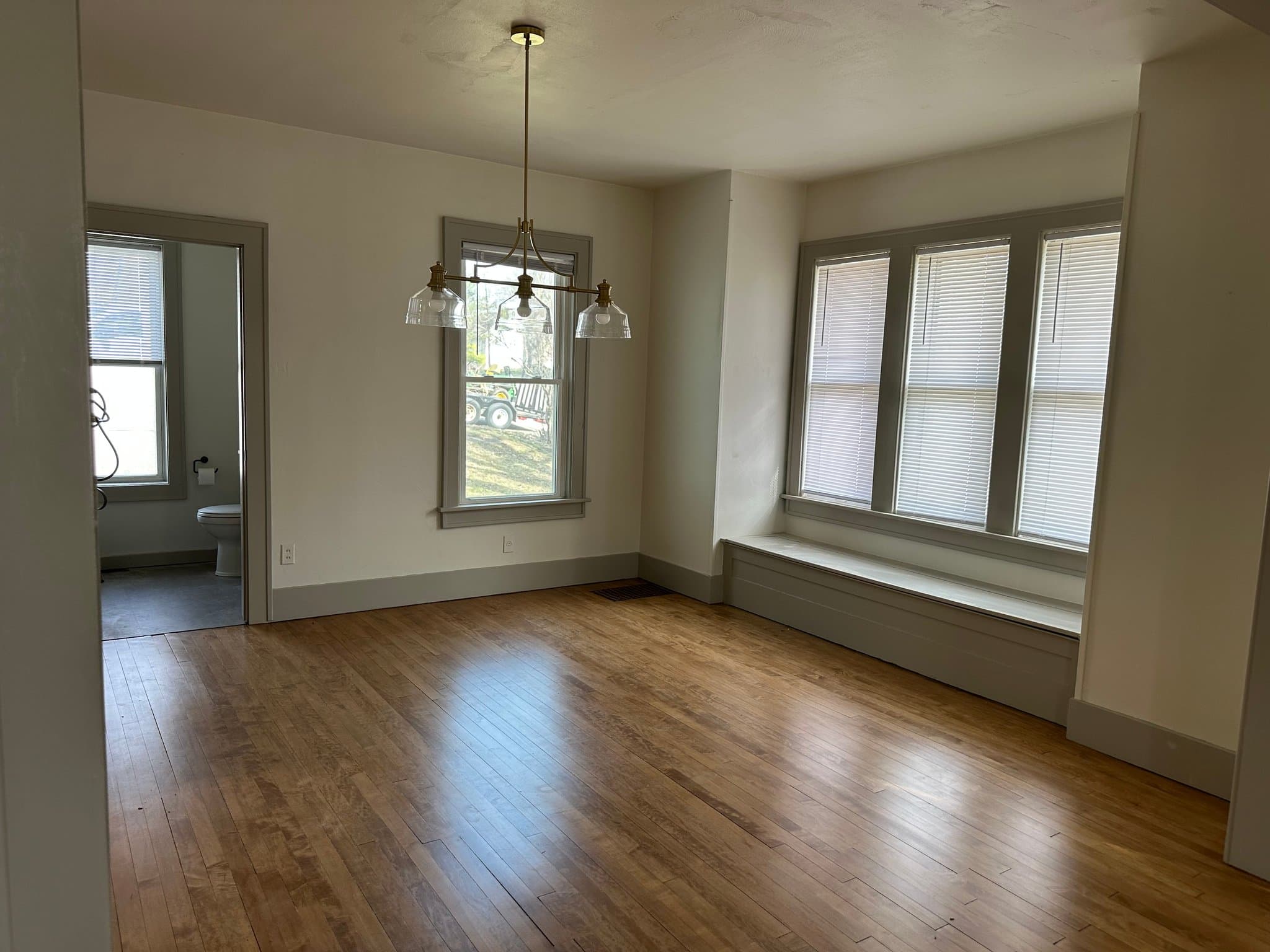 Horicon House: 401 N Hubbard St