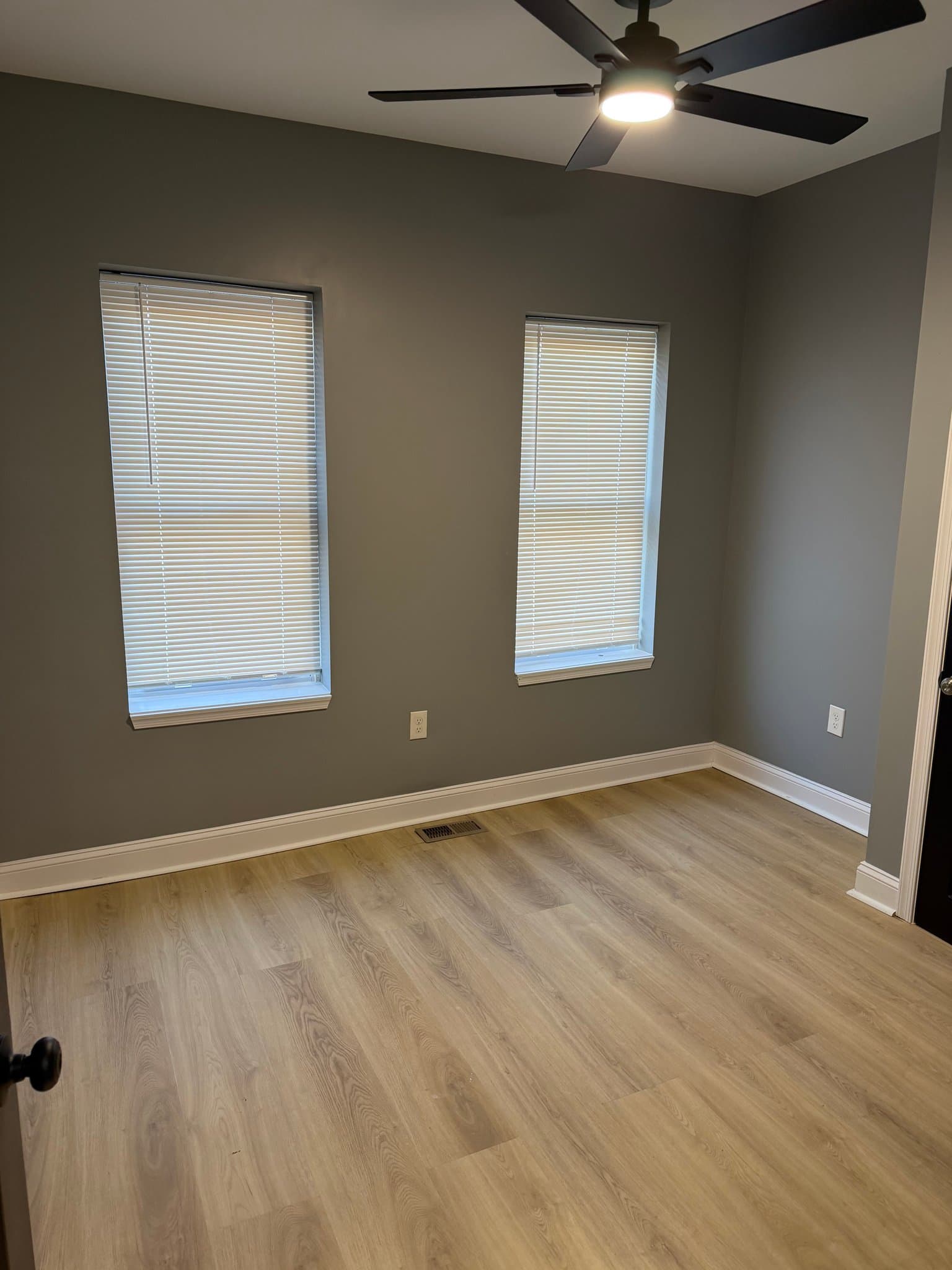 Baltimore Single Room: 427 South Augusta Avenue