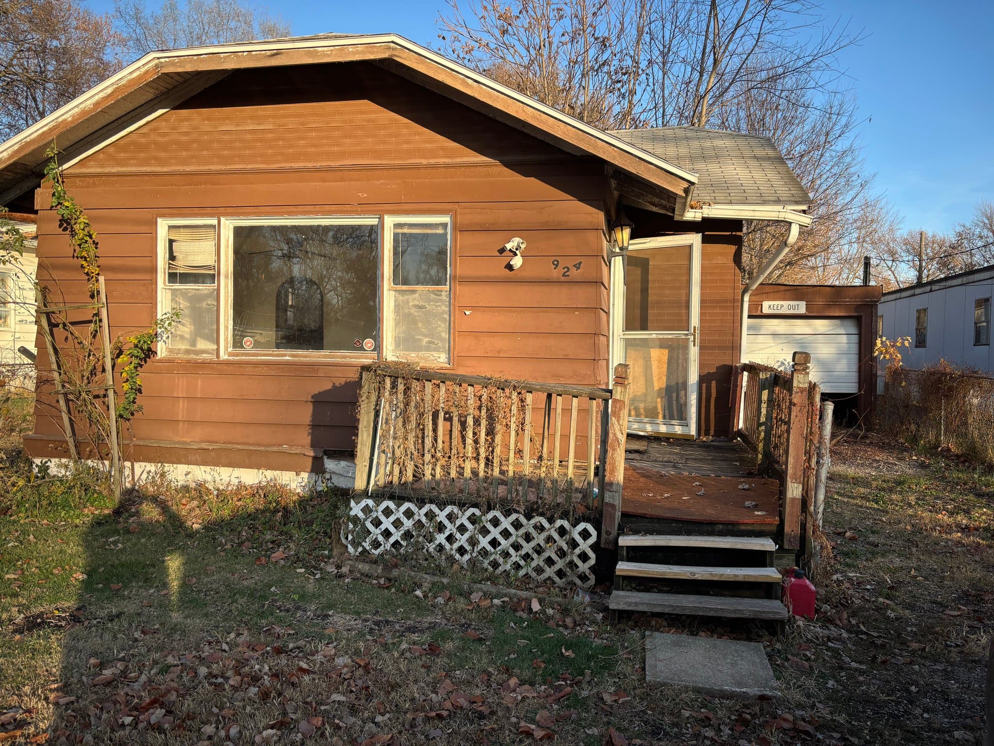 Springfield House: 924 N Edmond St