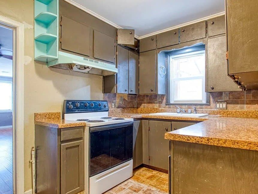 Watonga House: 813 N Burford Ave