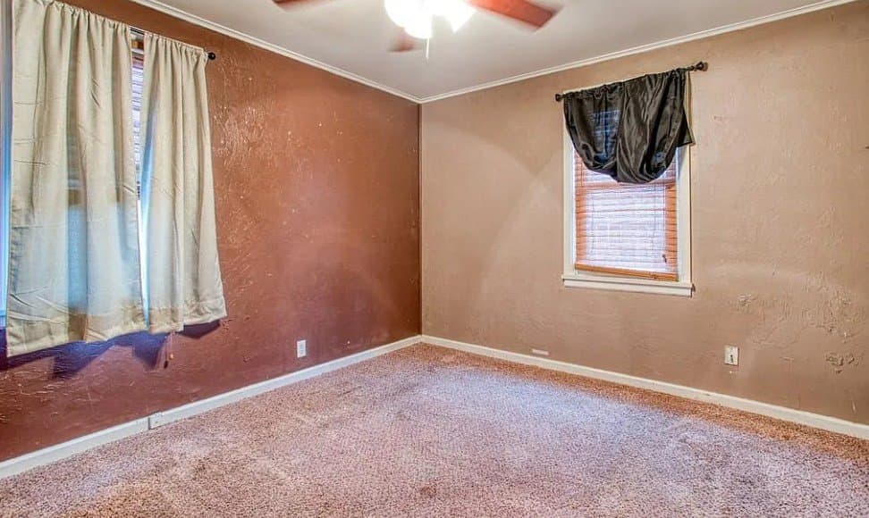 Watonga House: 813 N Burford Ave