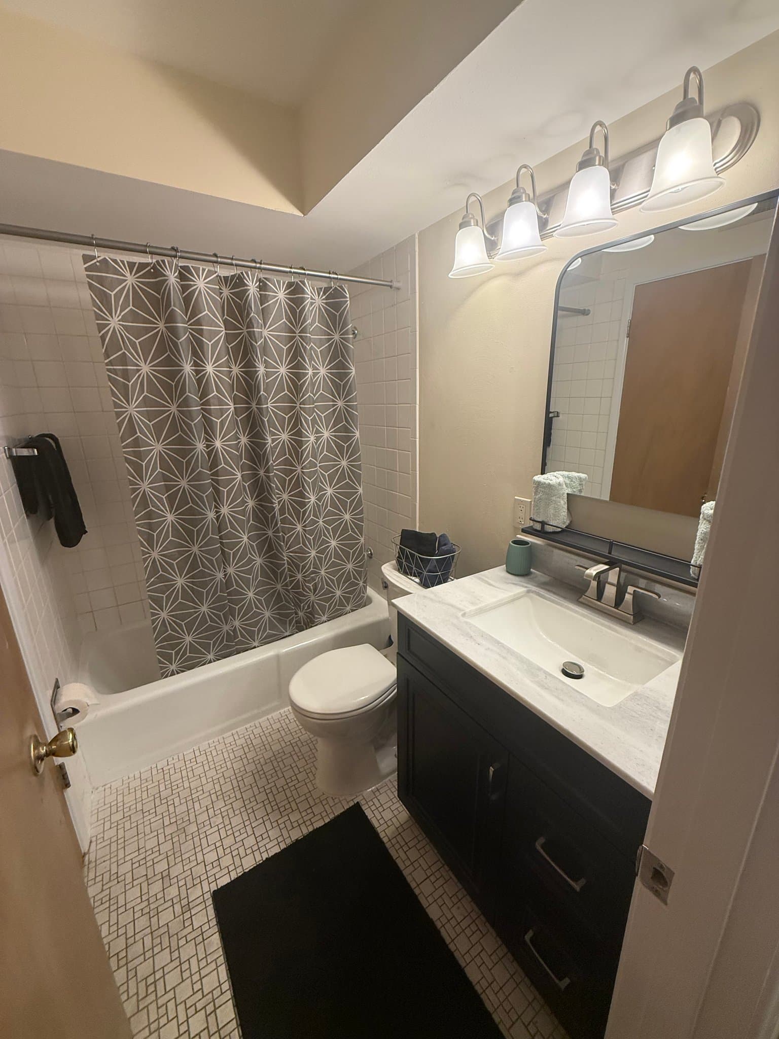 St. Louis Apartment: 5401 Eichelberger 2D