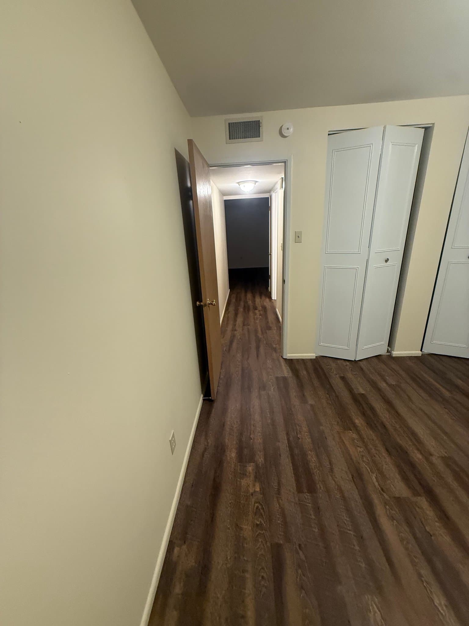St. Louis Apartment: 5401 Eichelberger 2D