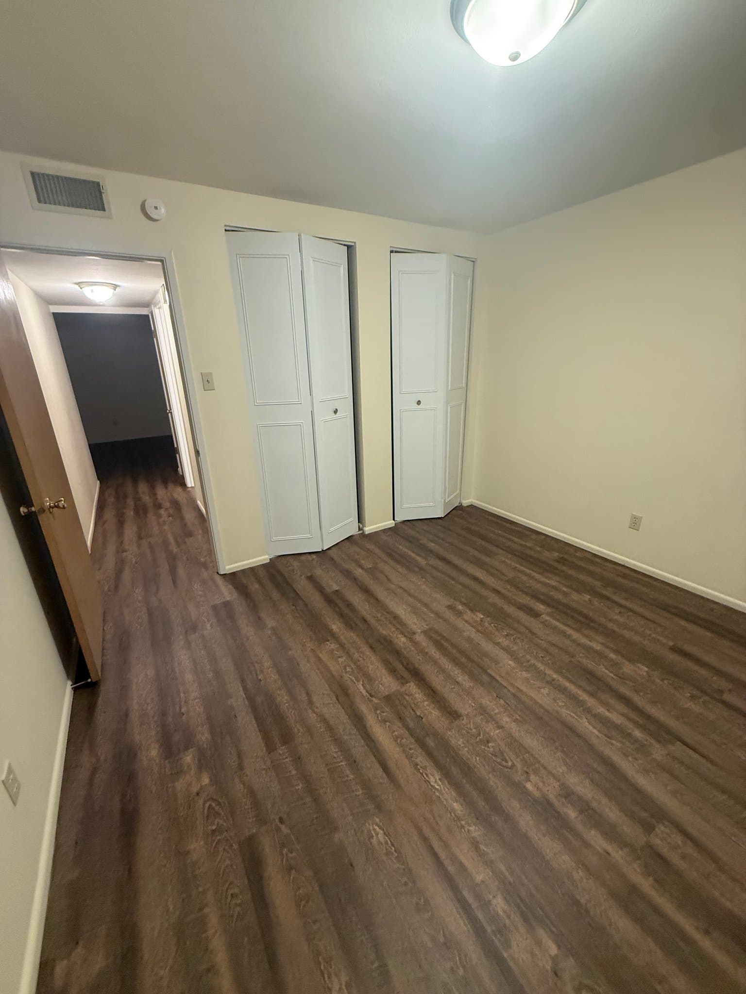 St. Louis Apartment: 5401 Eichelberger 2D
