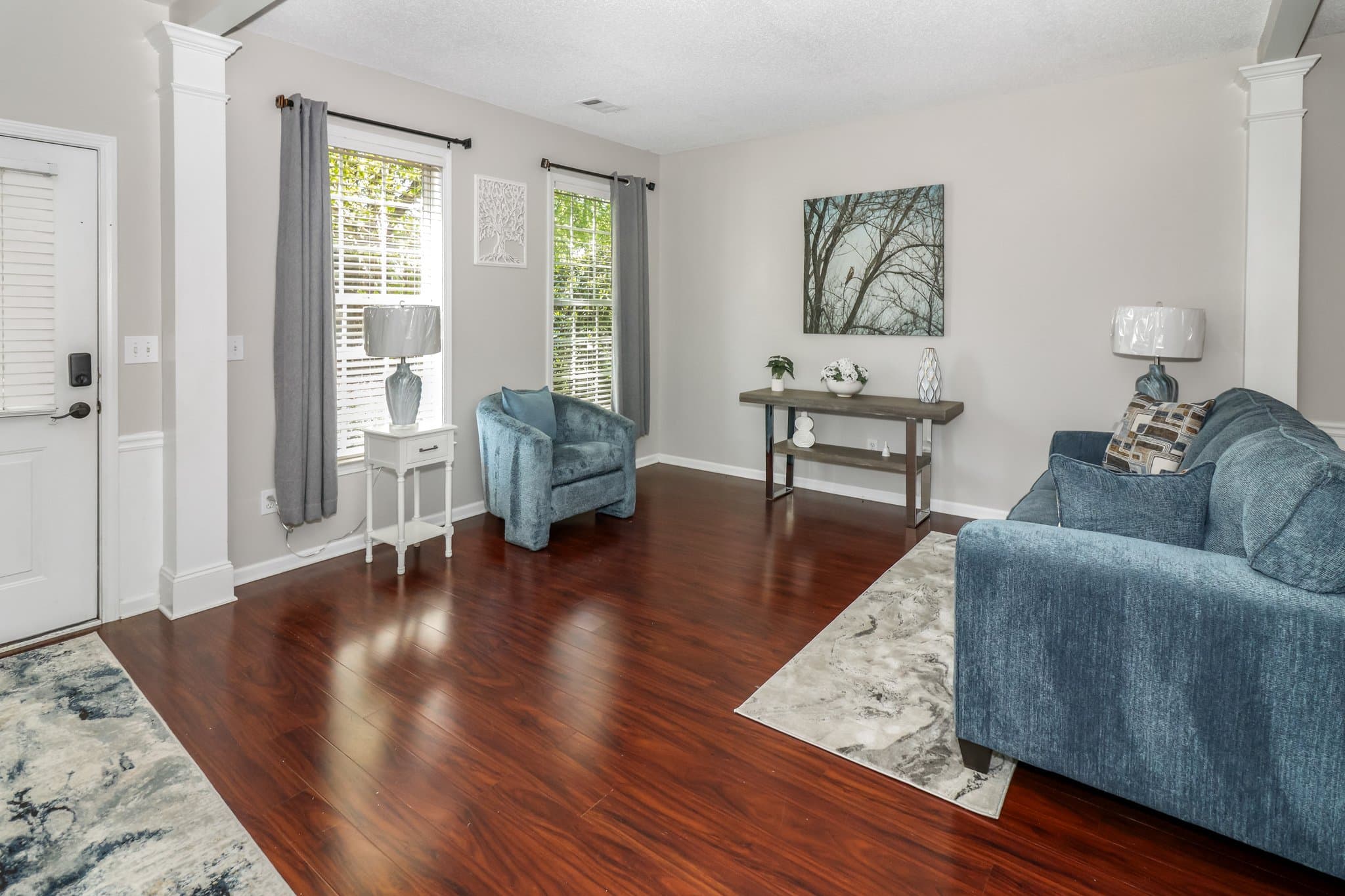 Cumming House: 4030 Ridgefair Dr,