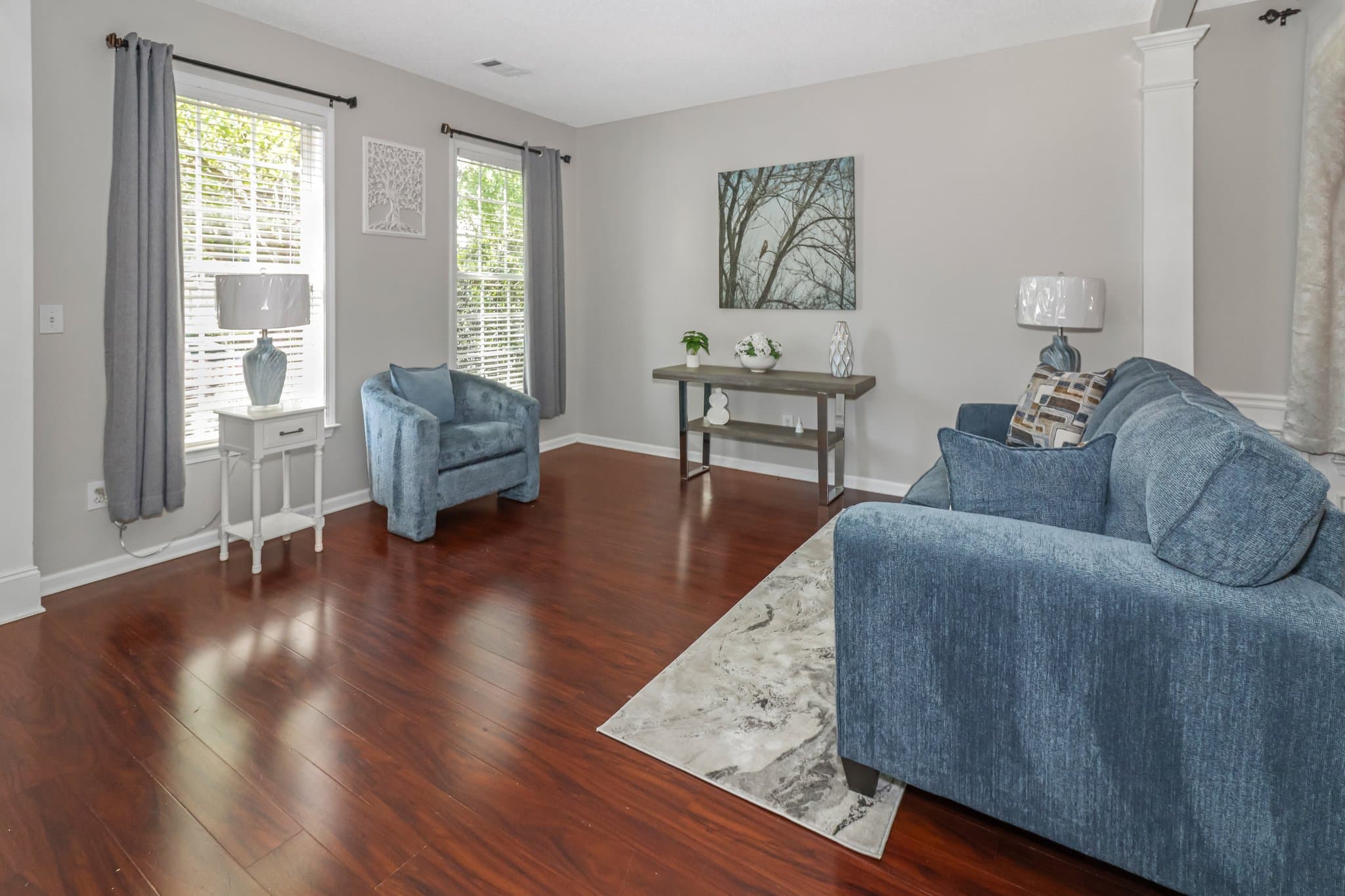 Cumming House: 4030 Ridgefair Dr,