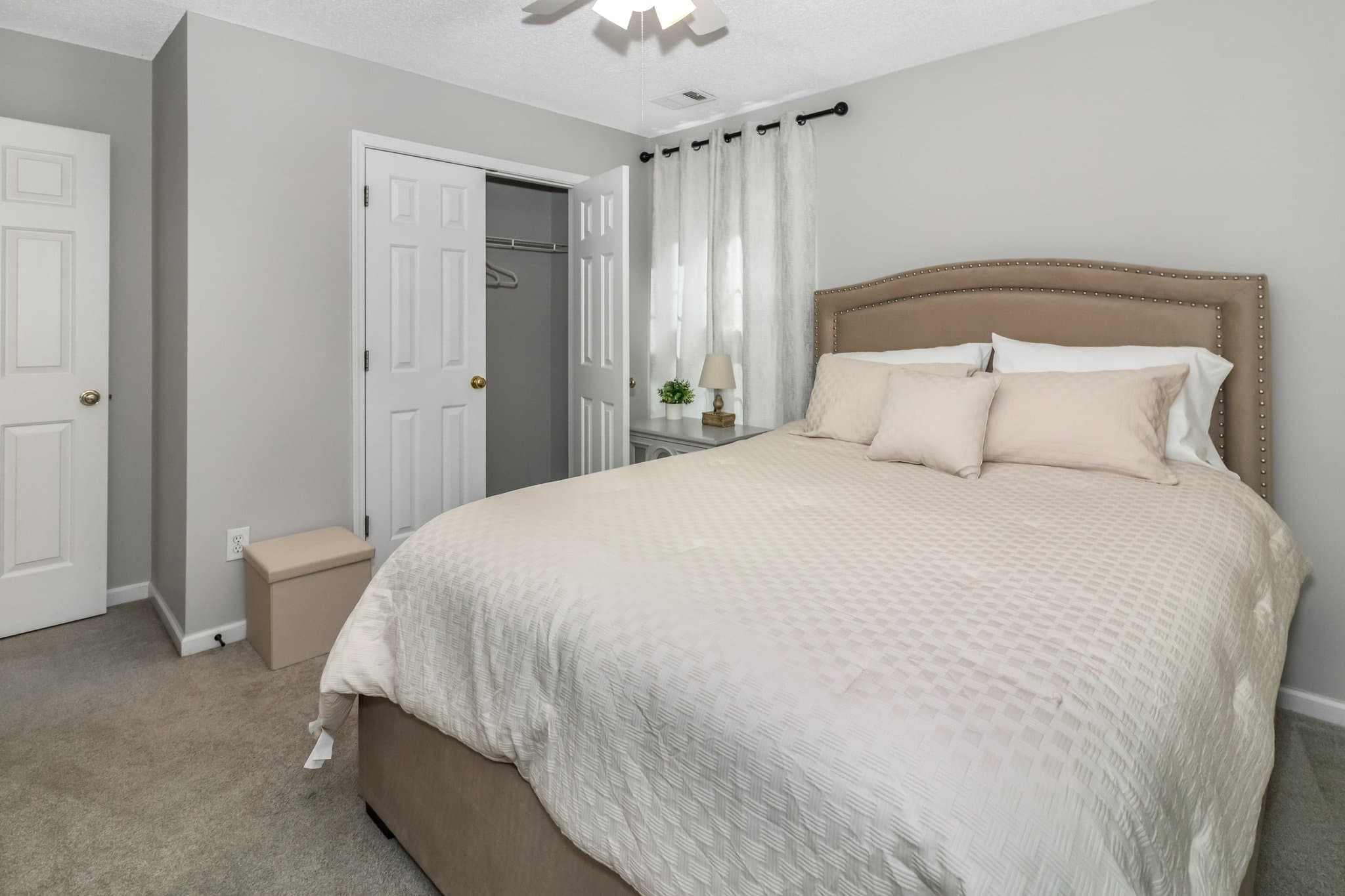 Cumming House: 4030 Ridgefair Dr,