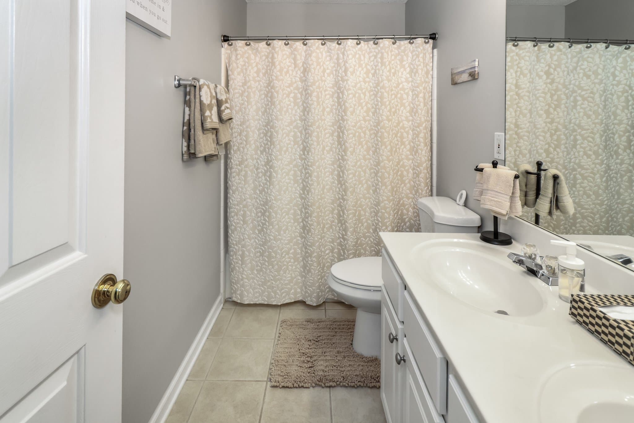 Cumming House: 4030 Ridgefair Dr,