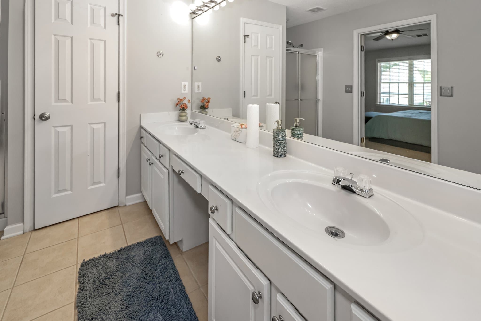 Cumming House: 4030 Ridgefair Dr,
