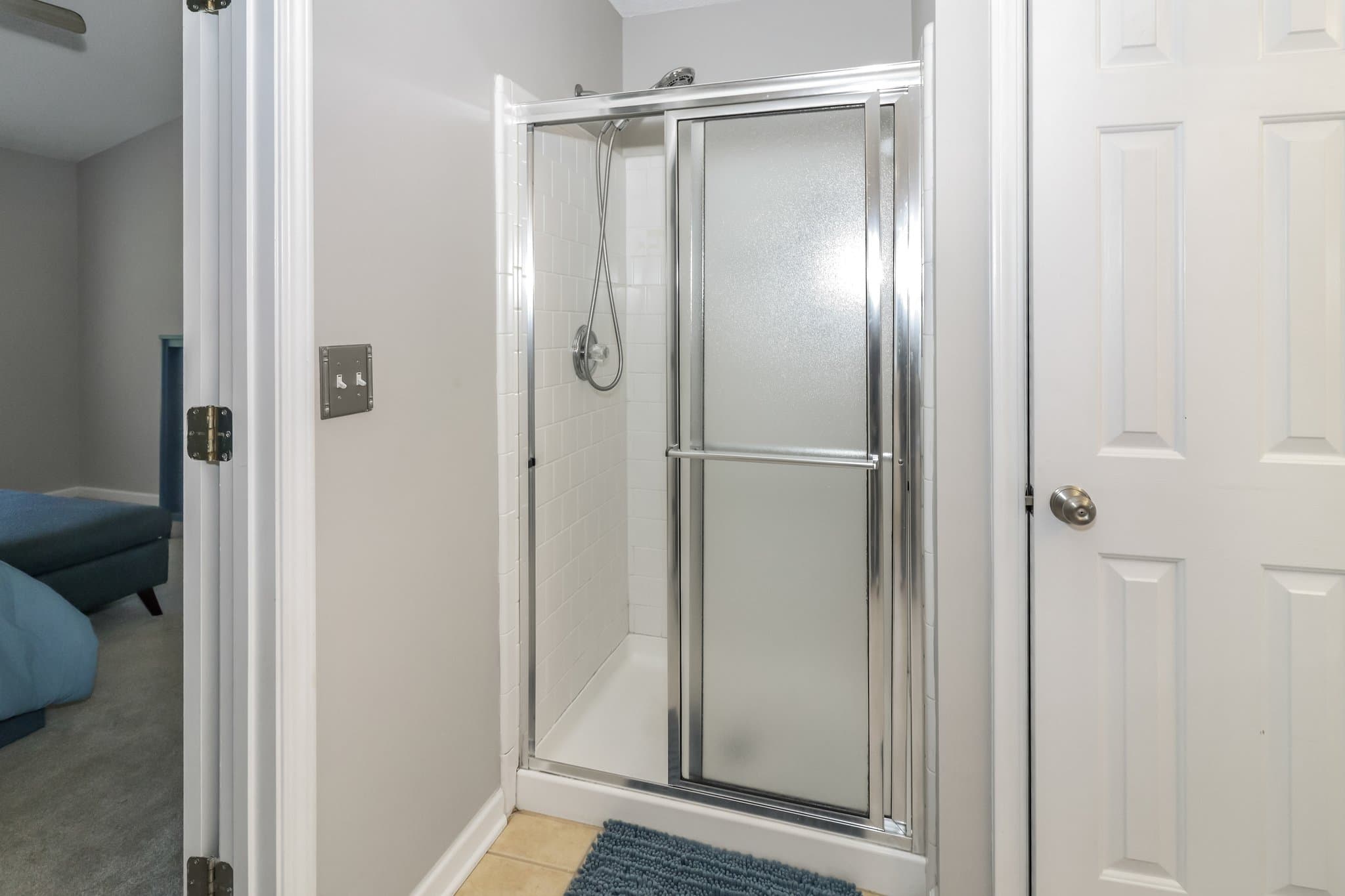 Cumming House: 4030 Ridgefair Dr,