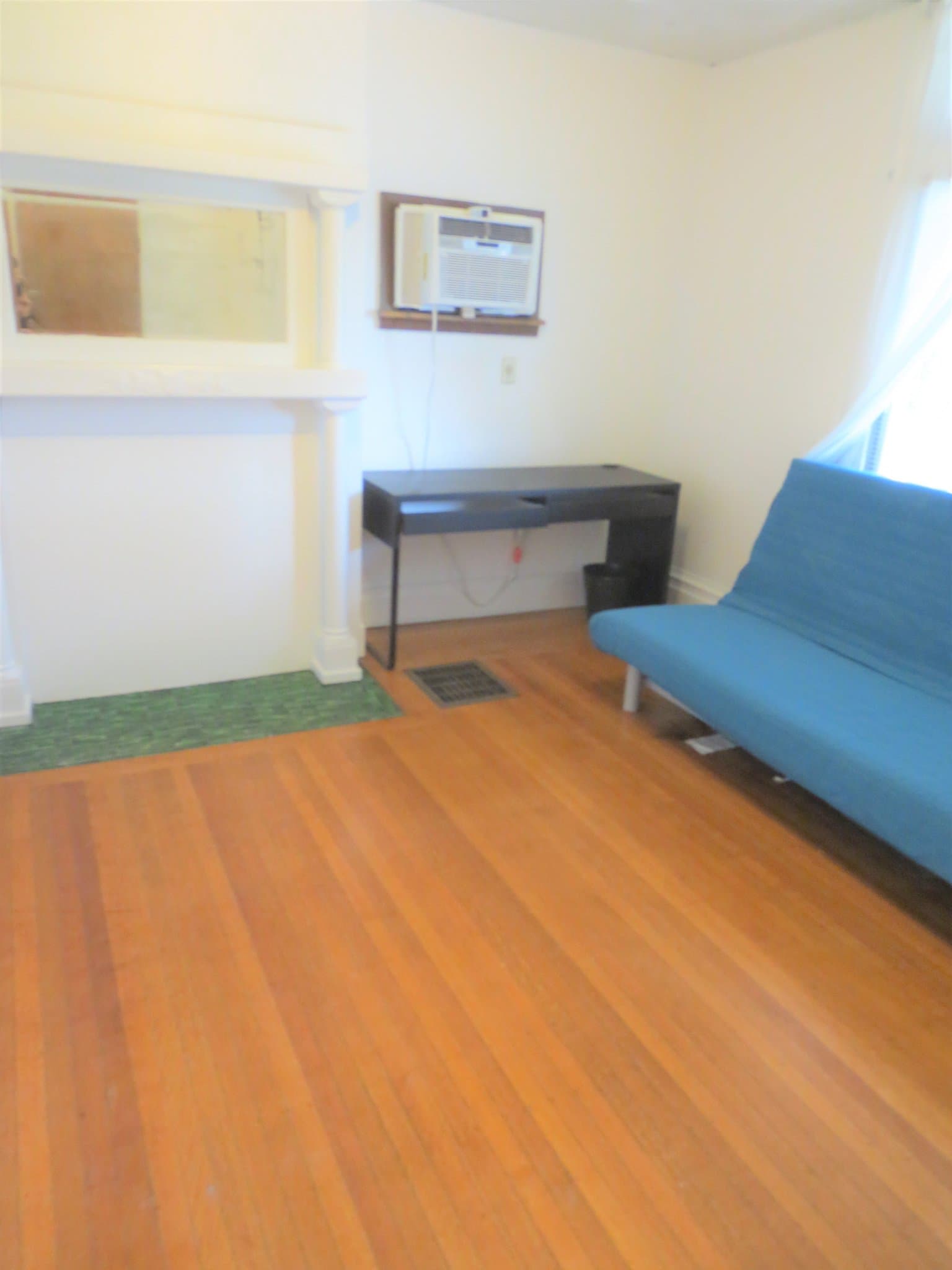 Pittsburgh Apartment: 5704 Darlington Road