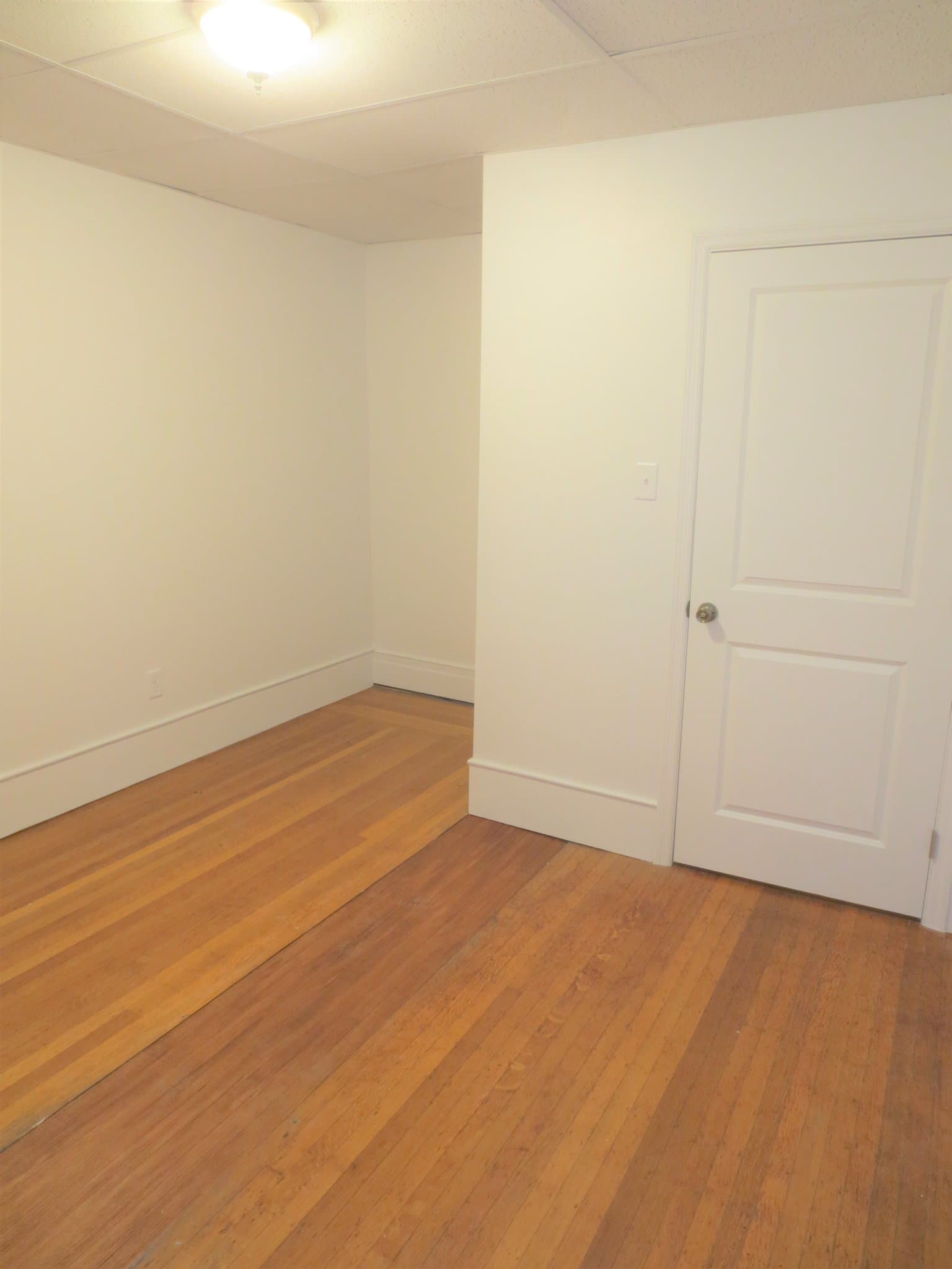 Pittsburgh Apartment: 5704 Darlington Road
