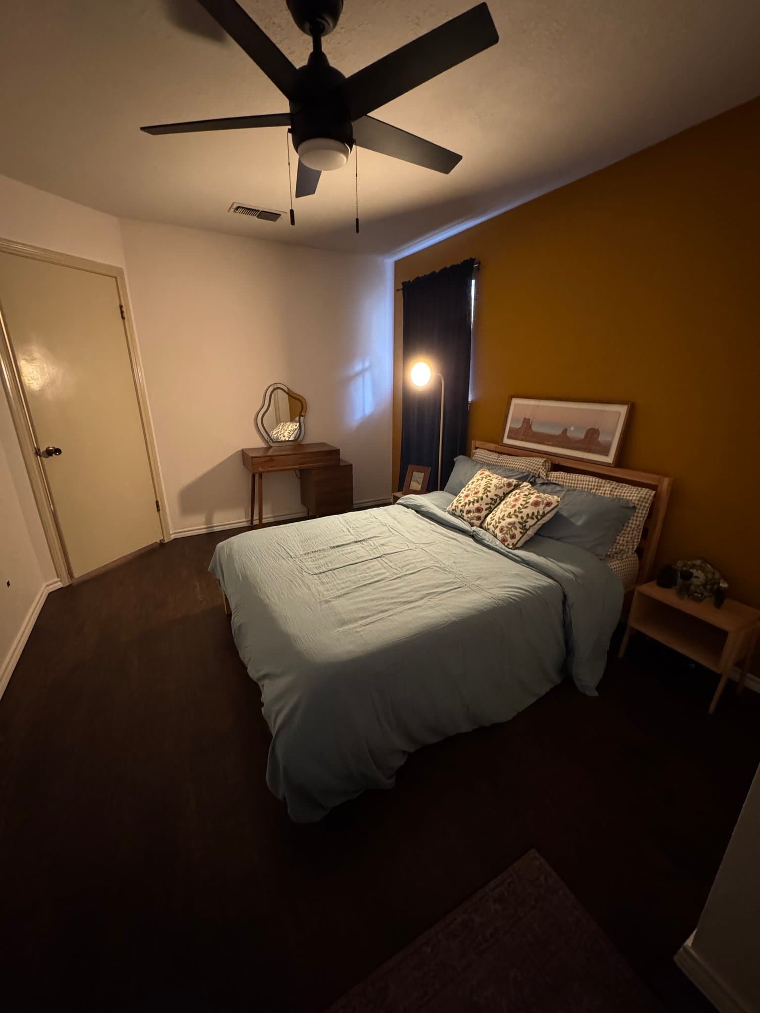 Arlington Single Room: 810 Cornish Oak Ct.