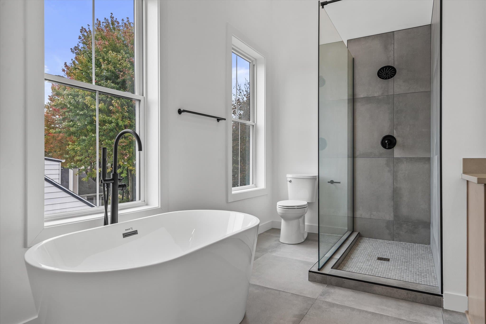 Slinger Apartment: 308 Oak St