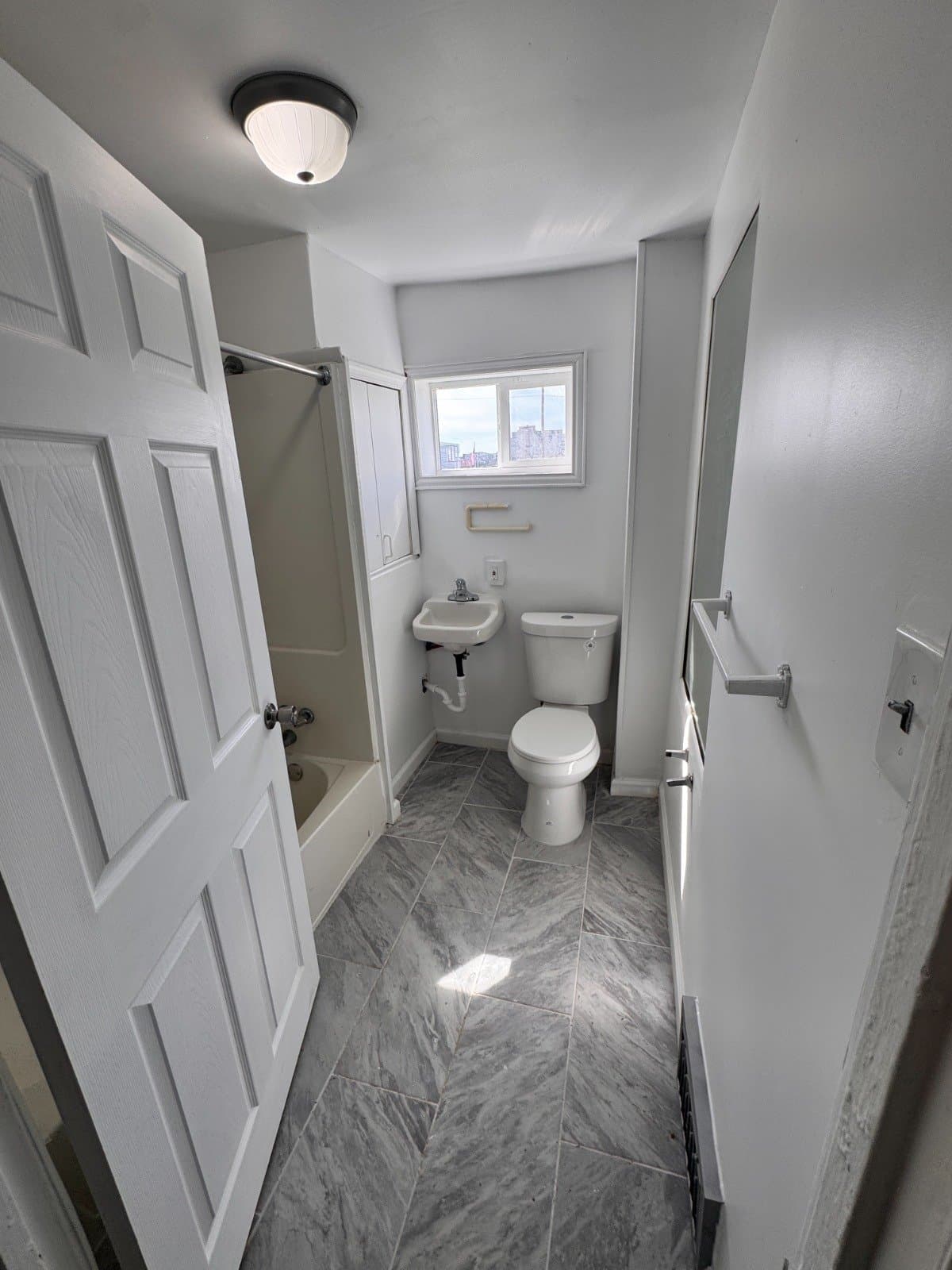 Harrisburg House: 1716 N 6th St