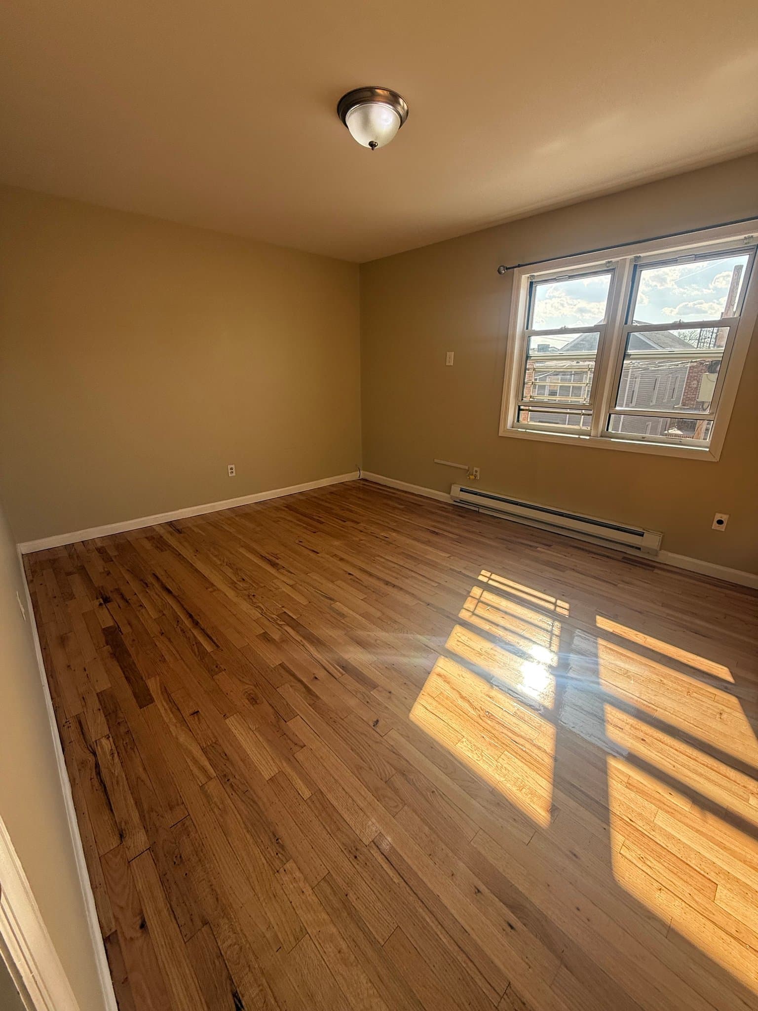College point Townhome: 23-37 120th Street