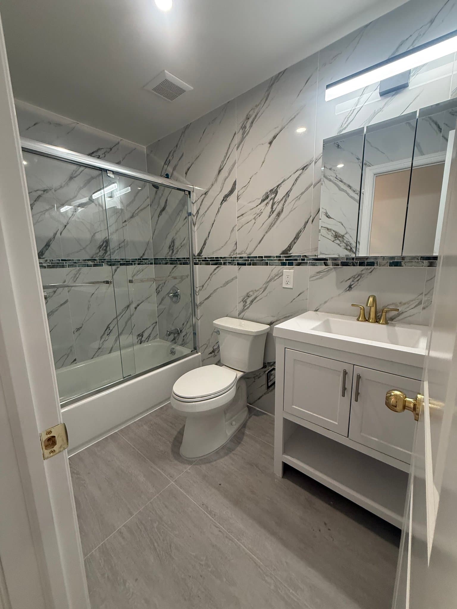 College point Townhome: 23-37 120th Street