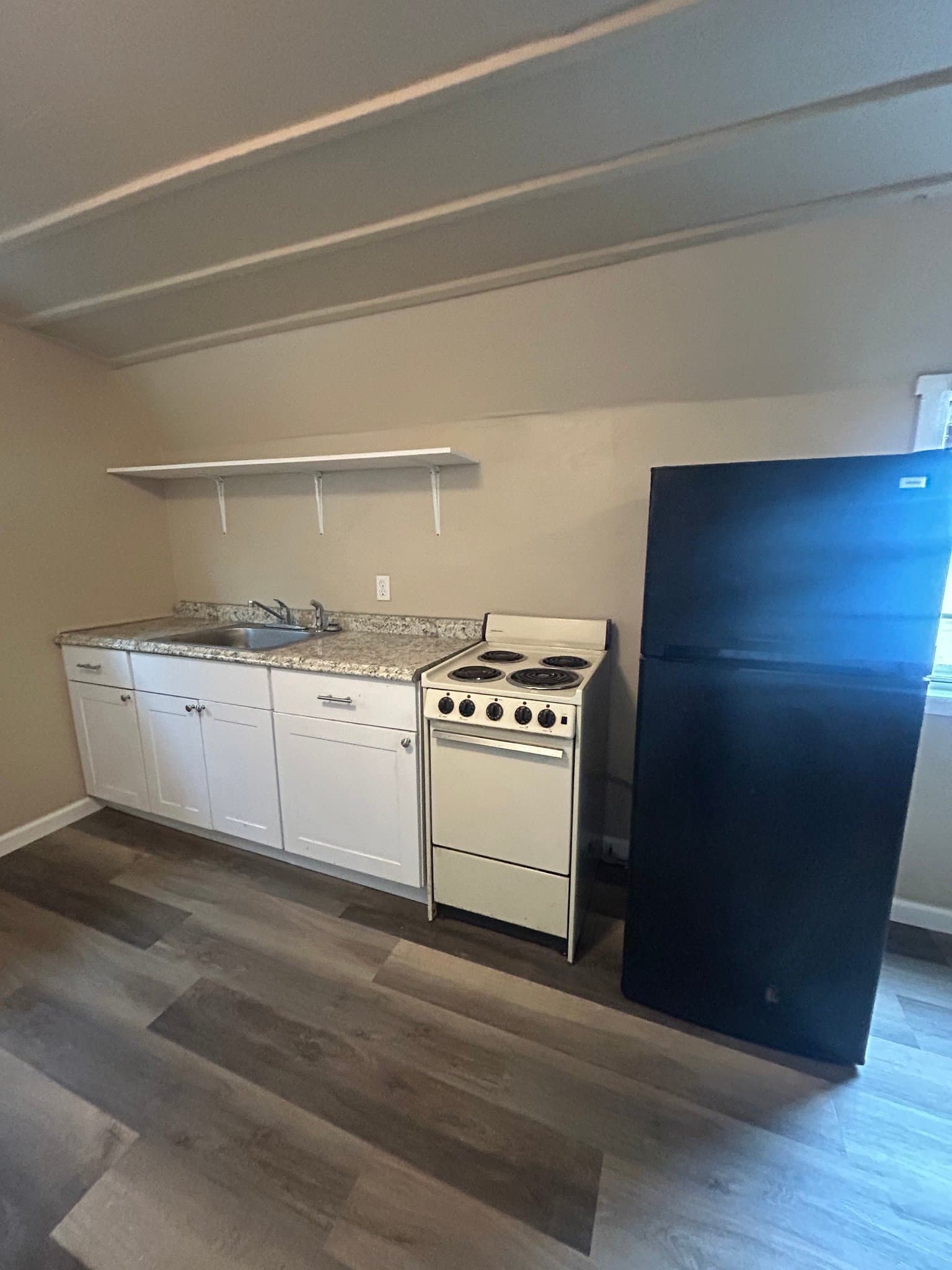 Duncan House: 808 W Cypress