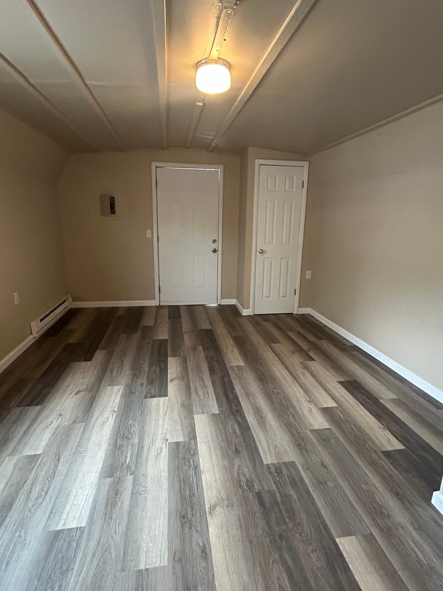 Duncan House: 808 W Cypress