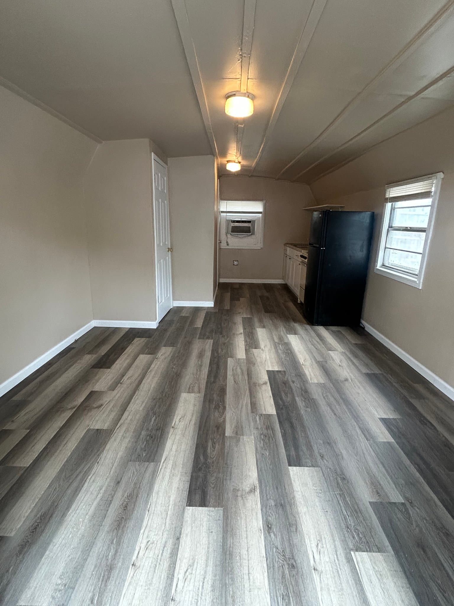 Duncan House: 808 W Cypress