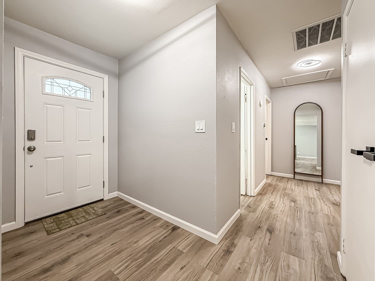 Simi Valley House: 717 Watson ave Simi Valley Ca 93065