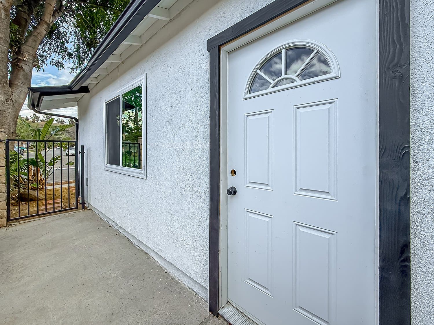 Simi Valley House: 717 Watson ave Simi Valley Ca 93065