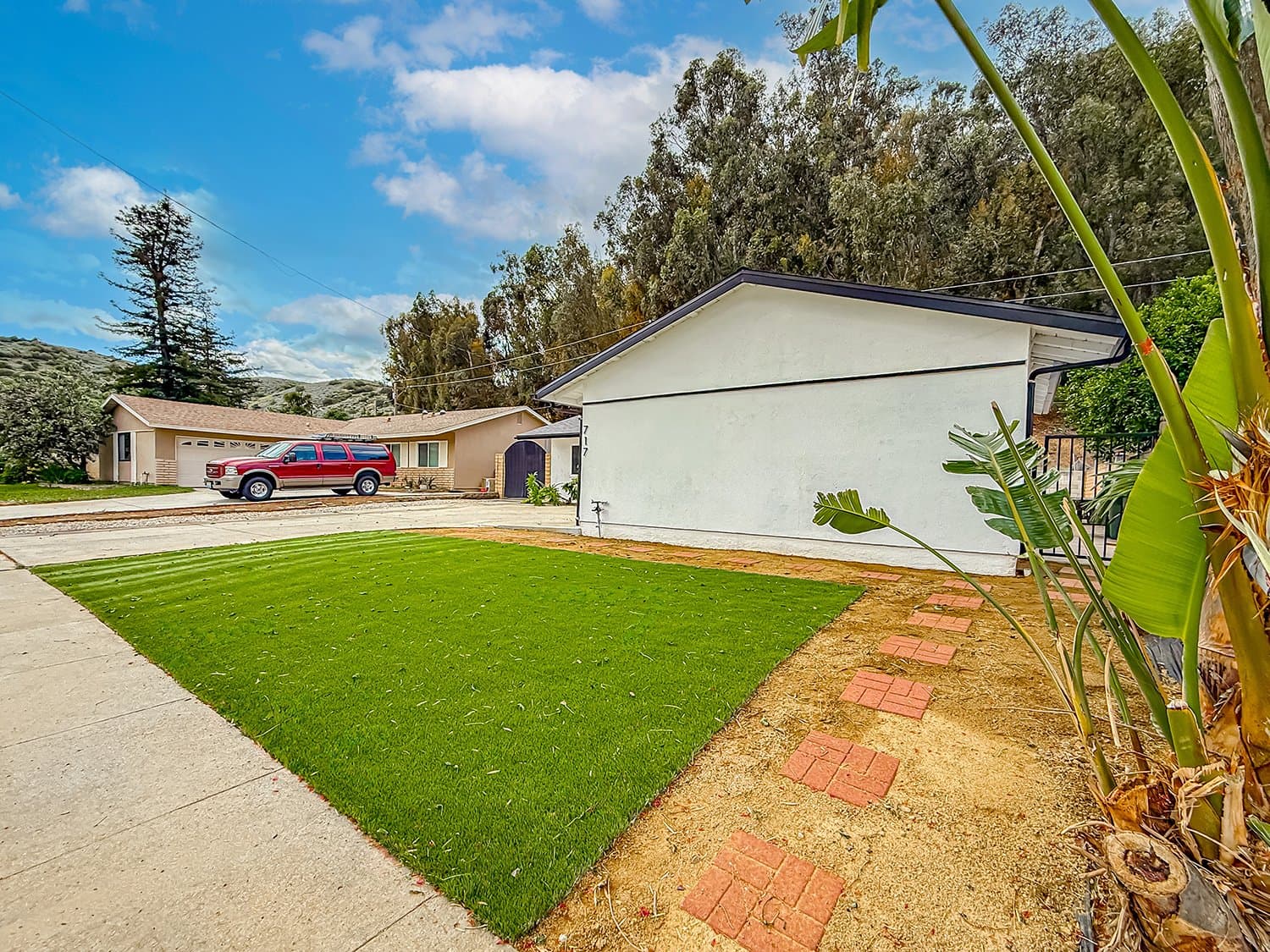 Simi Valley House: 717 Watson ave Simi Valley Ca 93065
