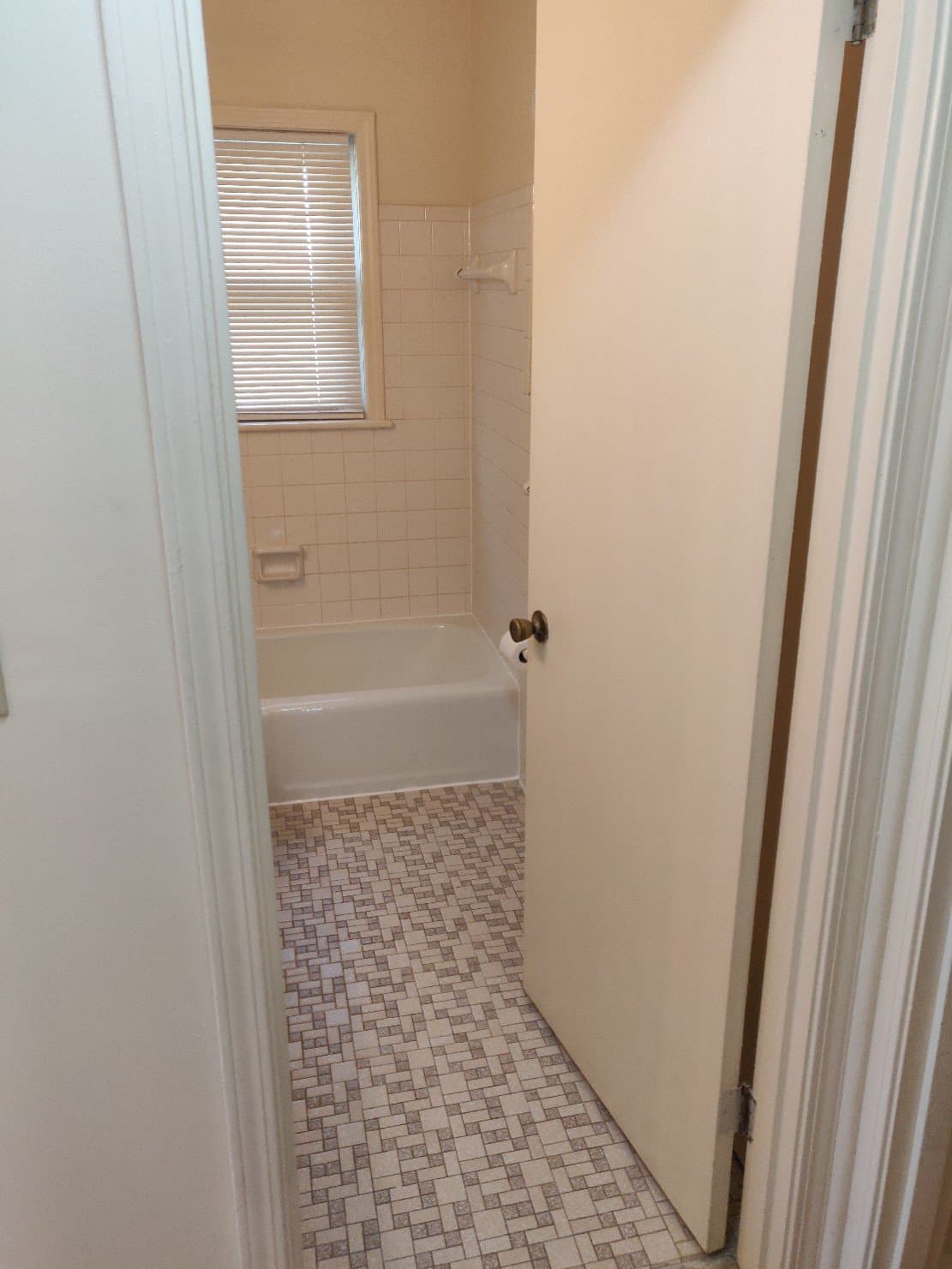 Louisville Multiplex: 3440 - 3442 Heatherfield