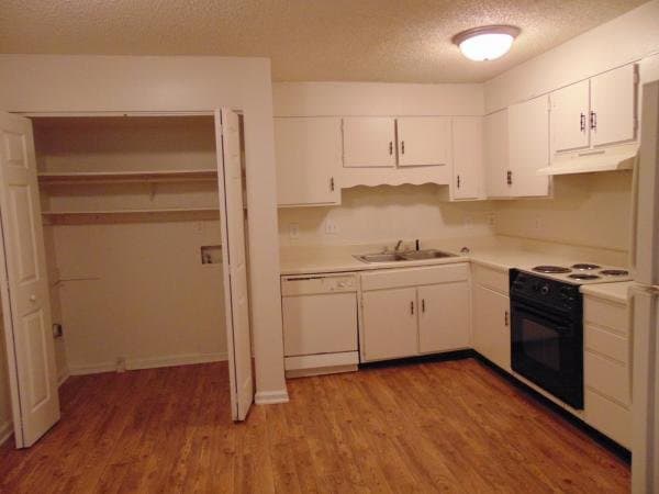 Greensboro House: 101 Village Lane