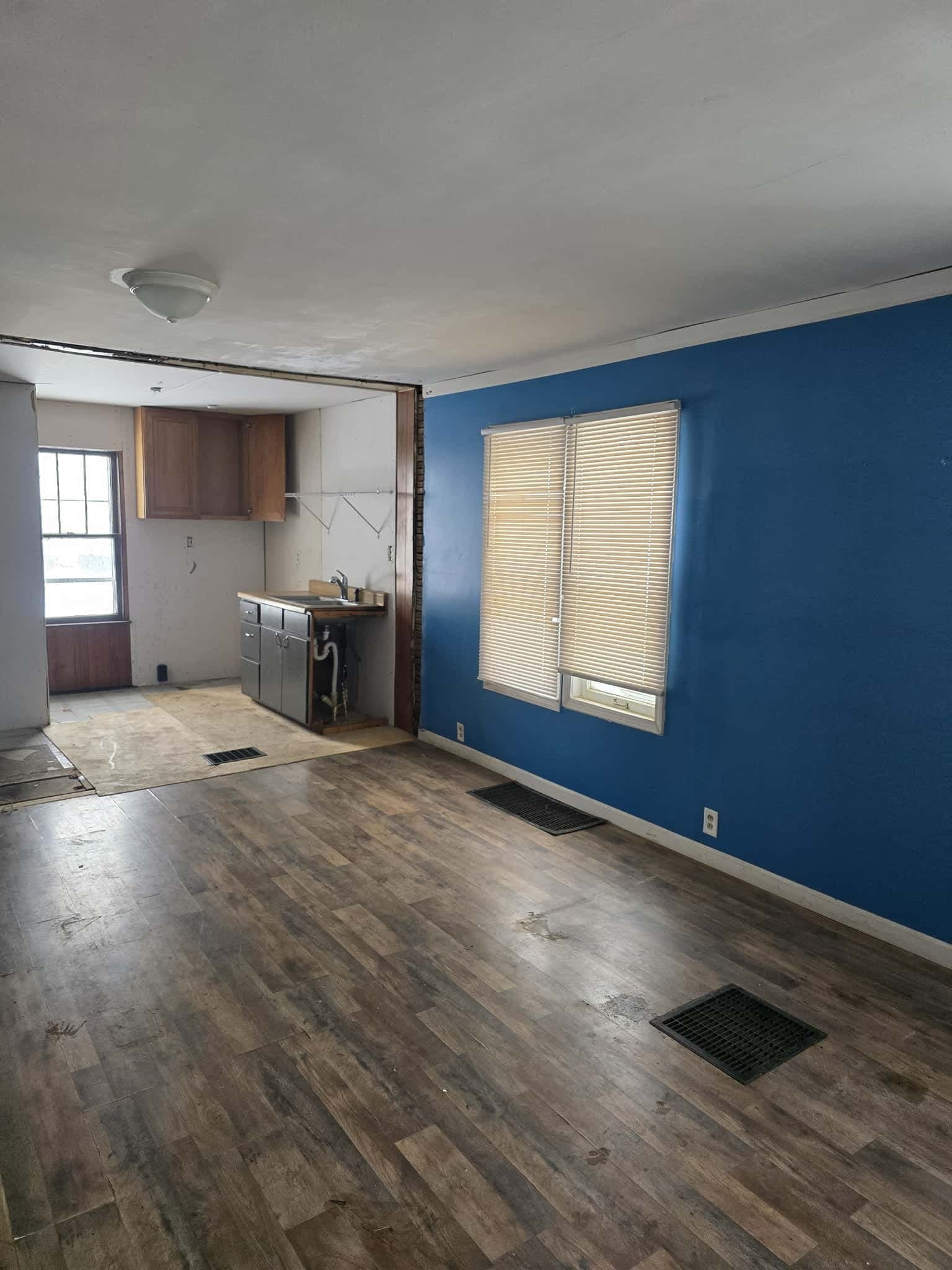 Decatur House: 1180 E Mueller Ave