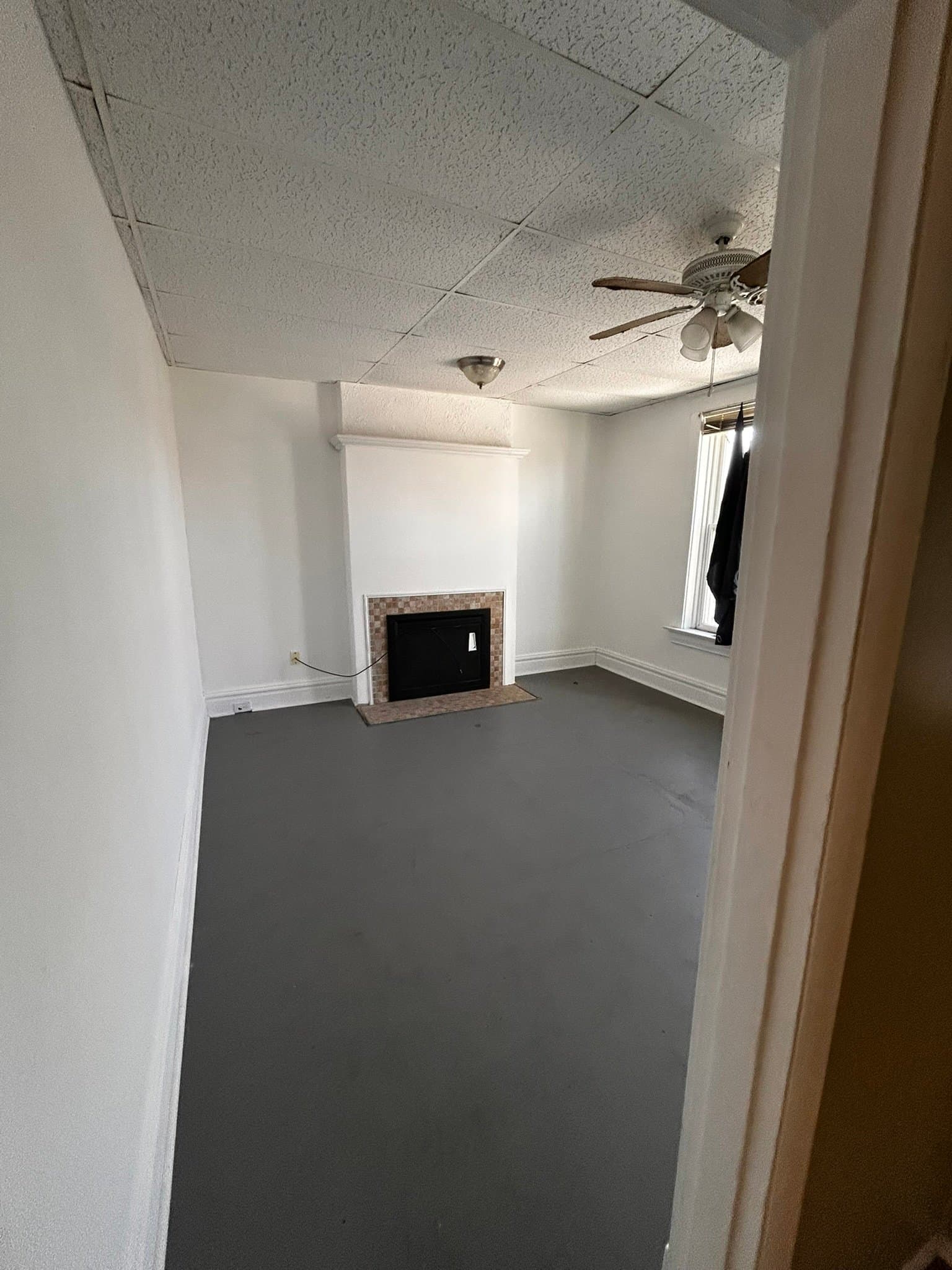 St. Louis House: 1460 Laurel St