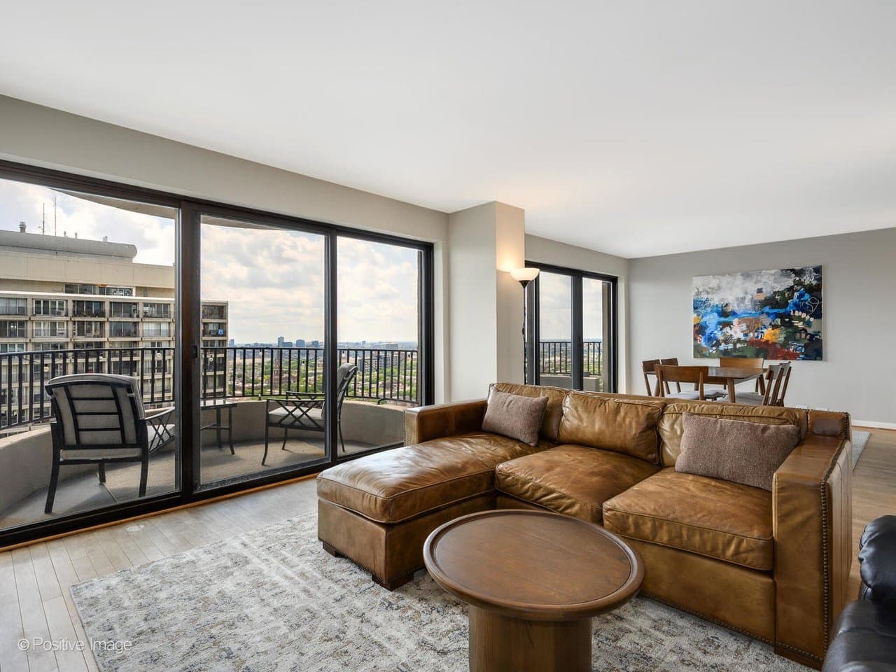 Chicago Condo: 2020 N Lincoln Park West
