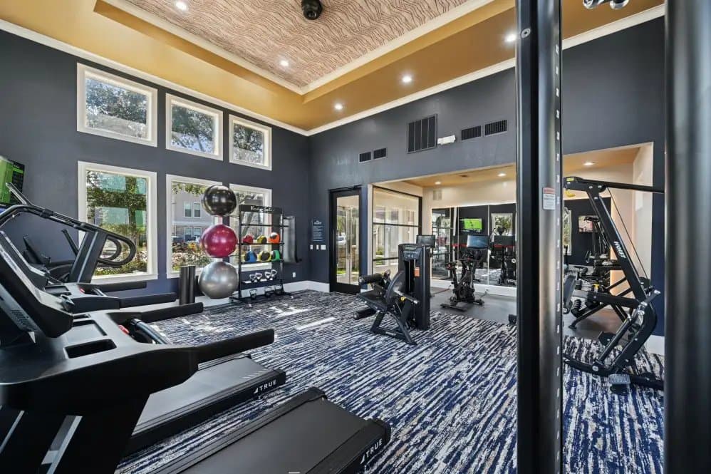 Fort Worth Apartment: 7301 Oakmont Blvd