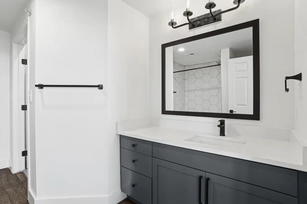 Fort Worth Apartment: 7301 Oakmont Blvd