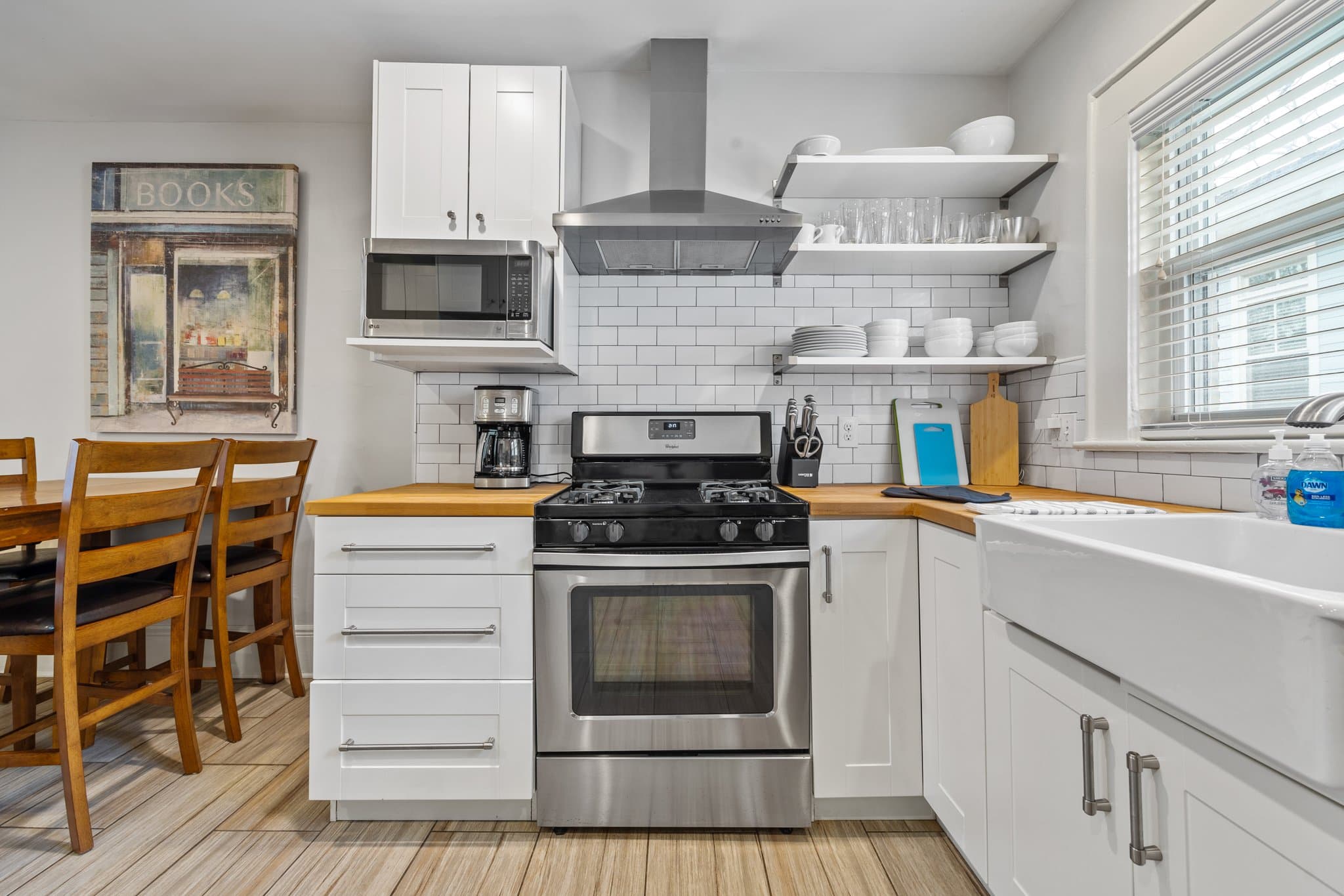 Atlanta House: 1146 Wade St NE