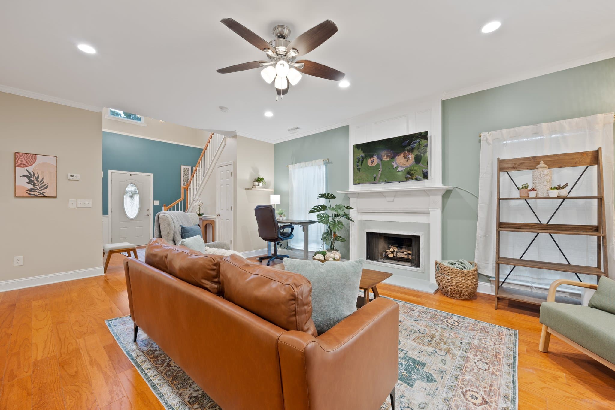 Milton House: 13581 Weycroft Circle