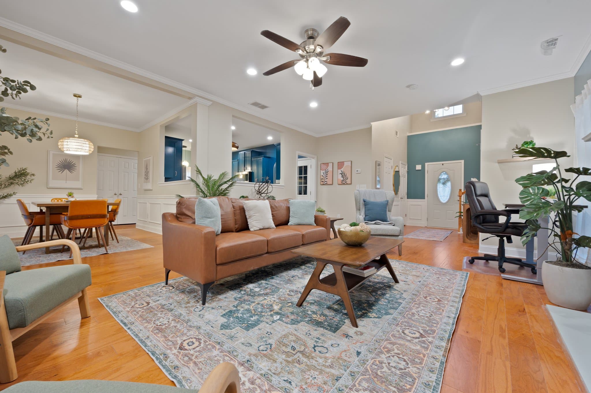 Milton House: 13581 Weycroft Circle