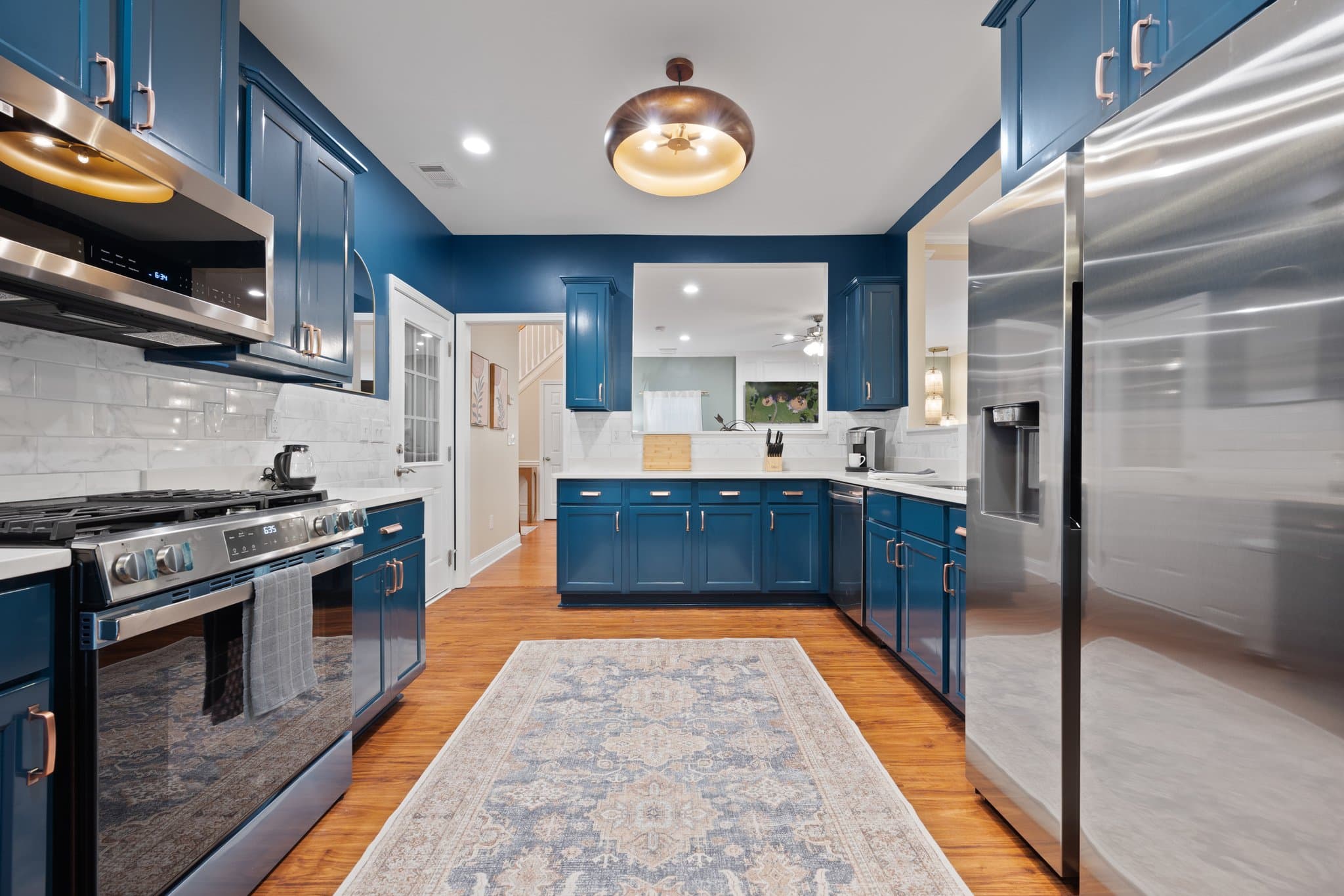 Milton House: 13581 Weycroft Circle