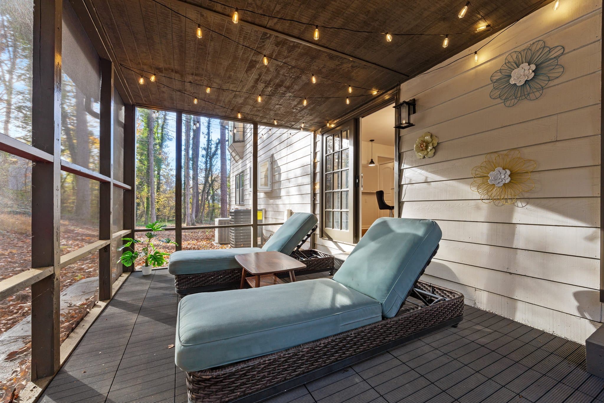 Smyrna House: 82 Vanessa Dr