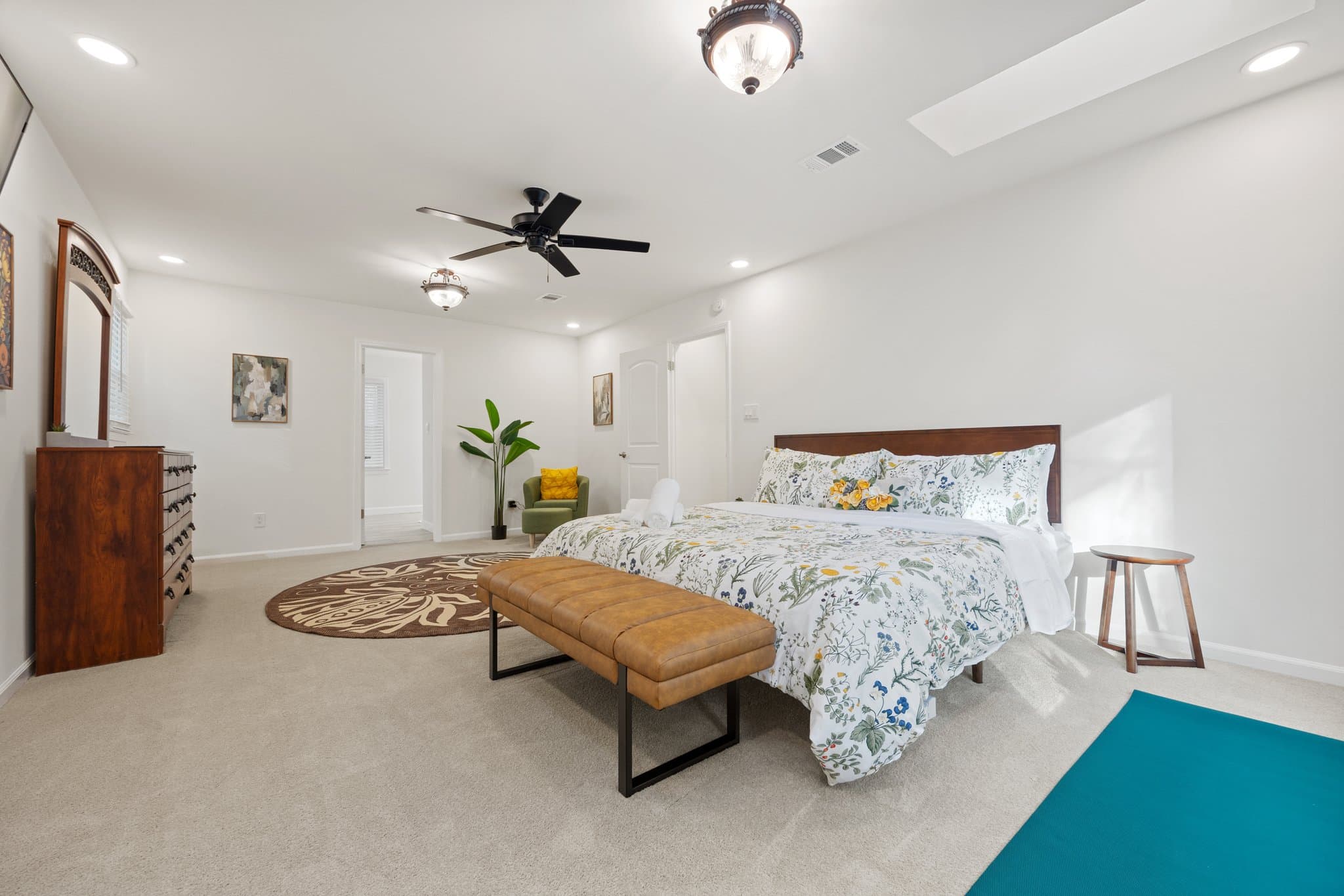 Smyrna House: 82 Vanessa Dr