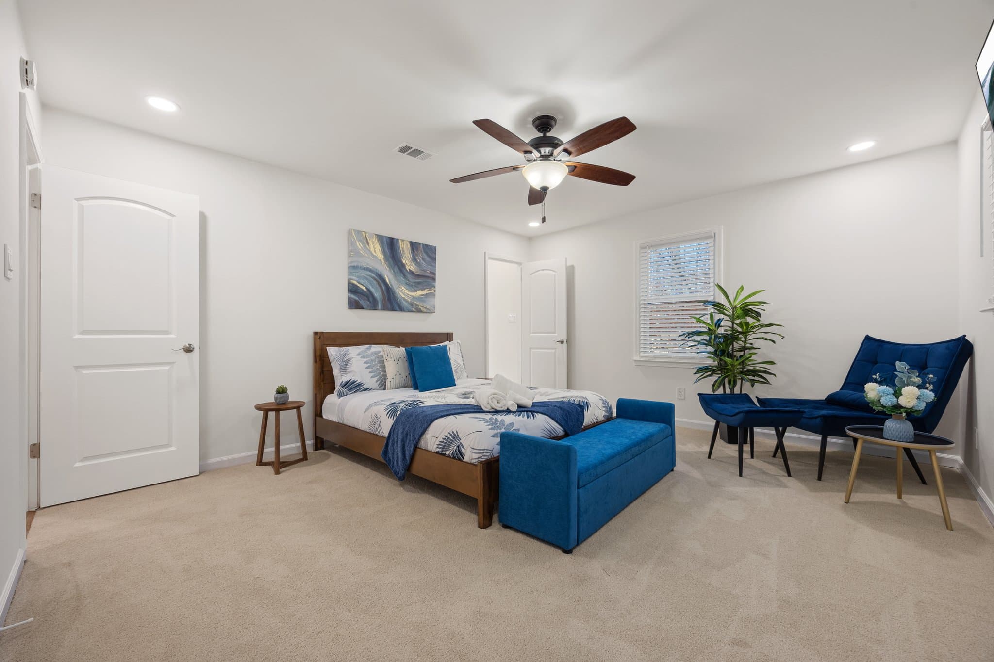 Smyrna House: 82 Vanessa Dr