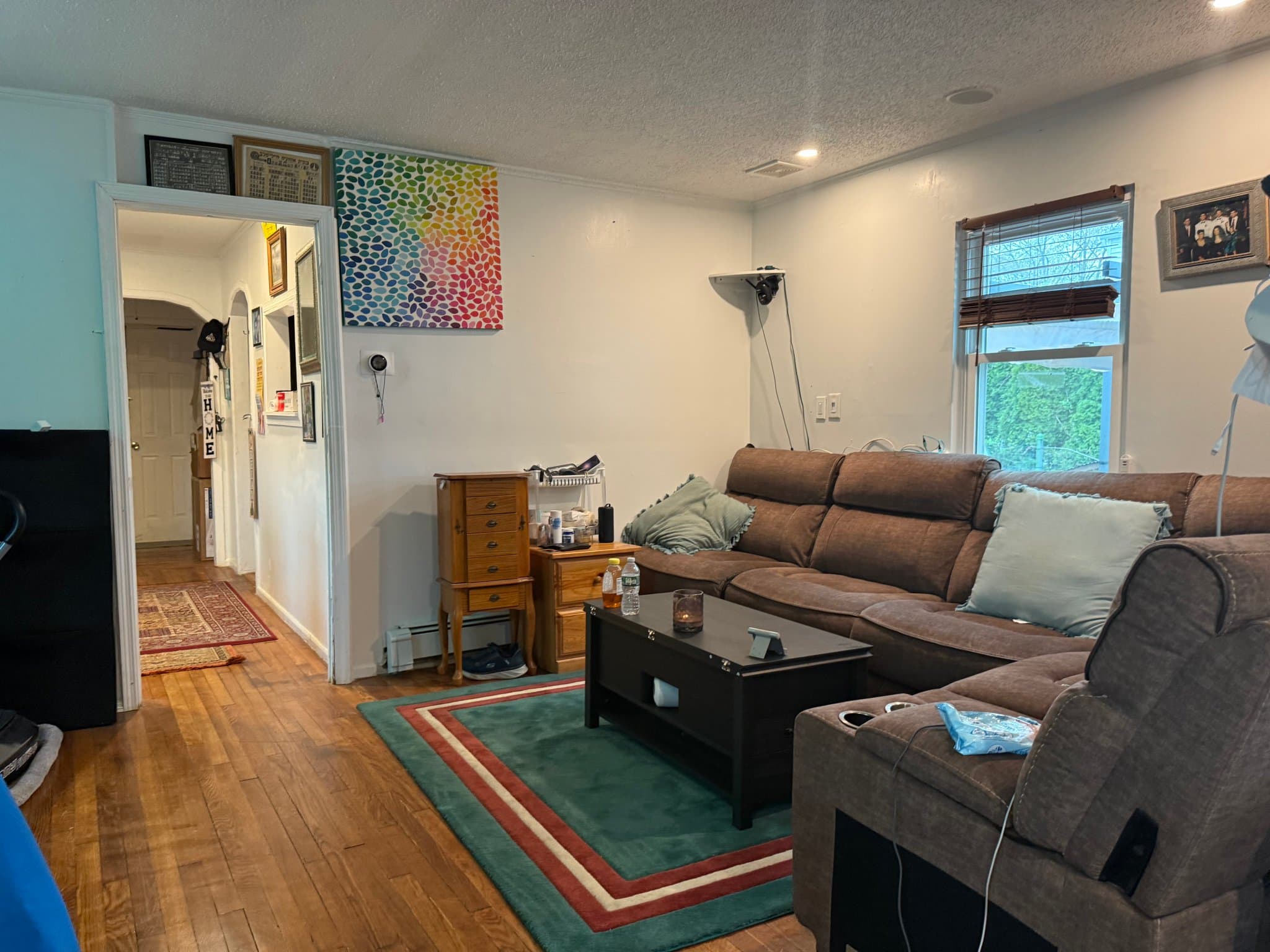West Islip House: 202 west 1st Street