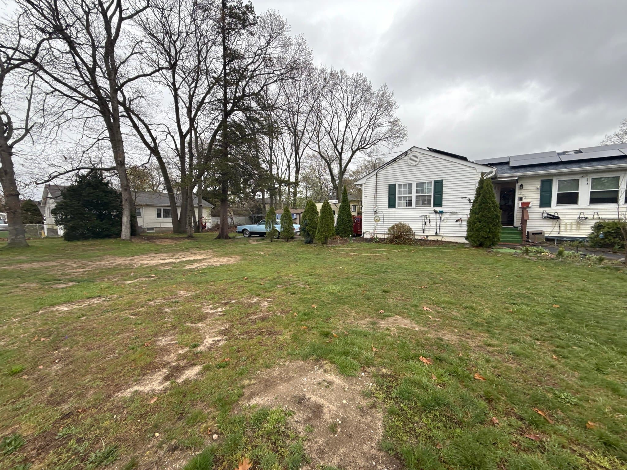 West Islip House: 202 west 1st Street