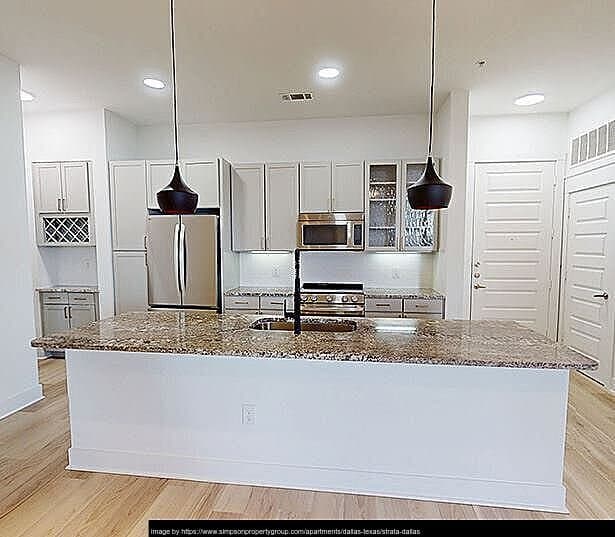 Dallas Apartment: 5050 Capitol Avenue