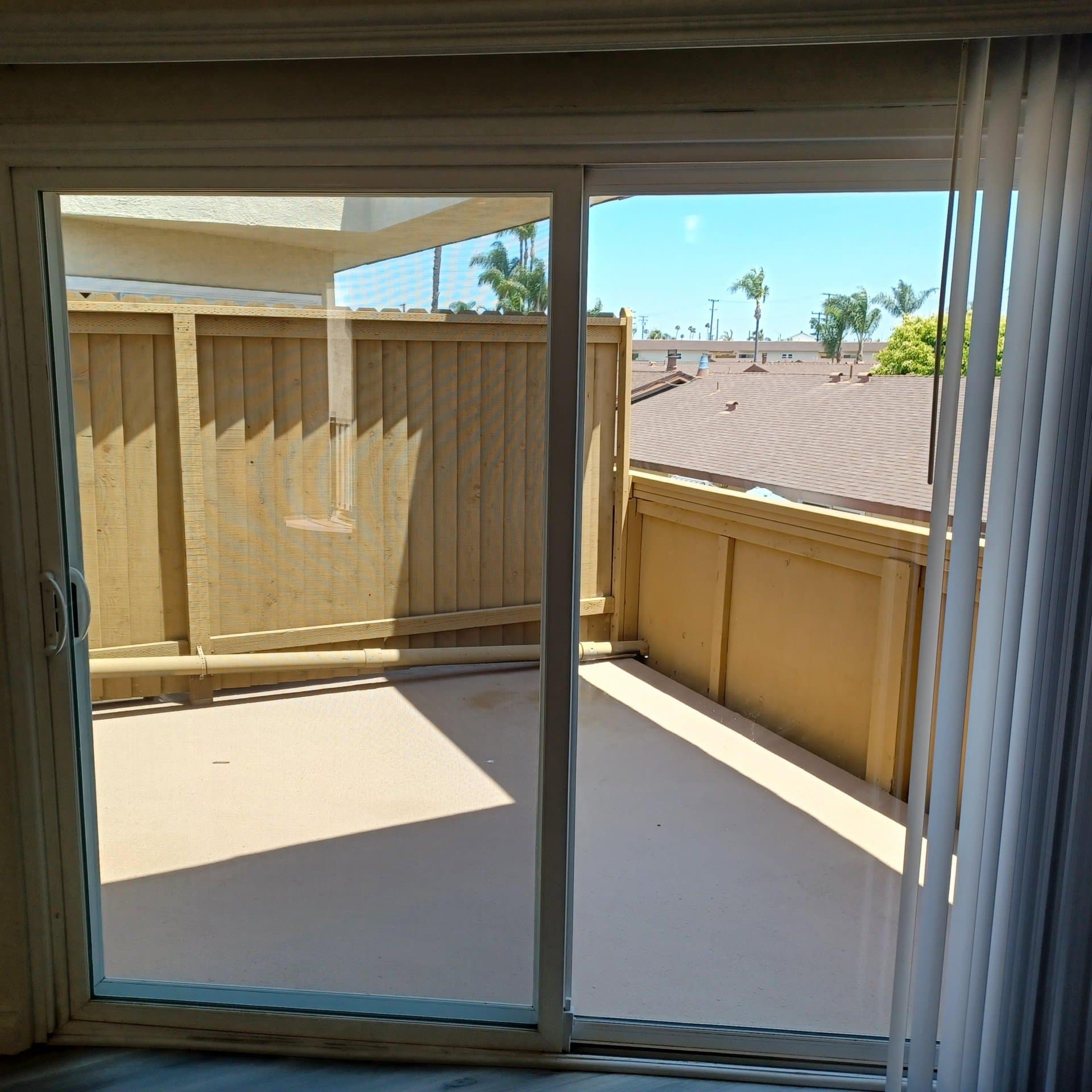 Huntington Beach Apartment: 4901 Heil Ave
