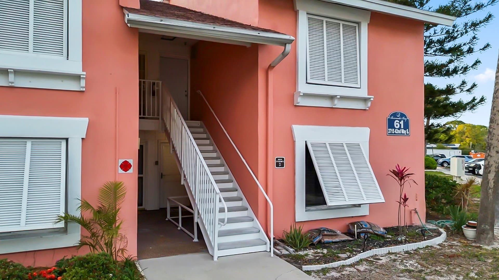 St. Petersburg Condo: 3715 42nd Way S, Unit F