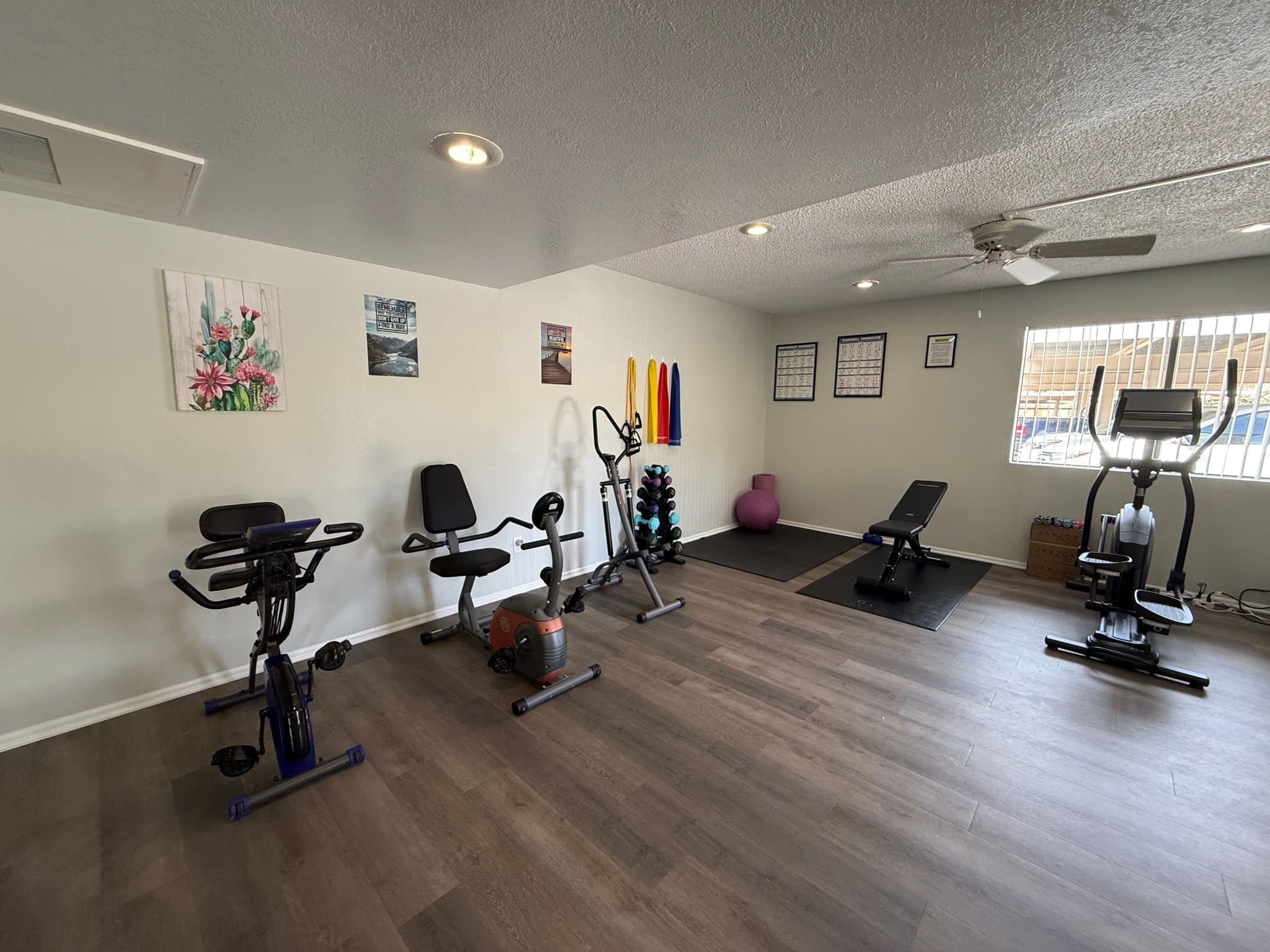 Peoria Apartment: 9231 N 99th Ave