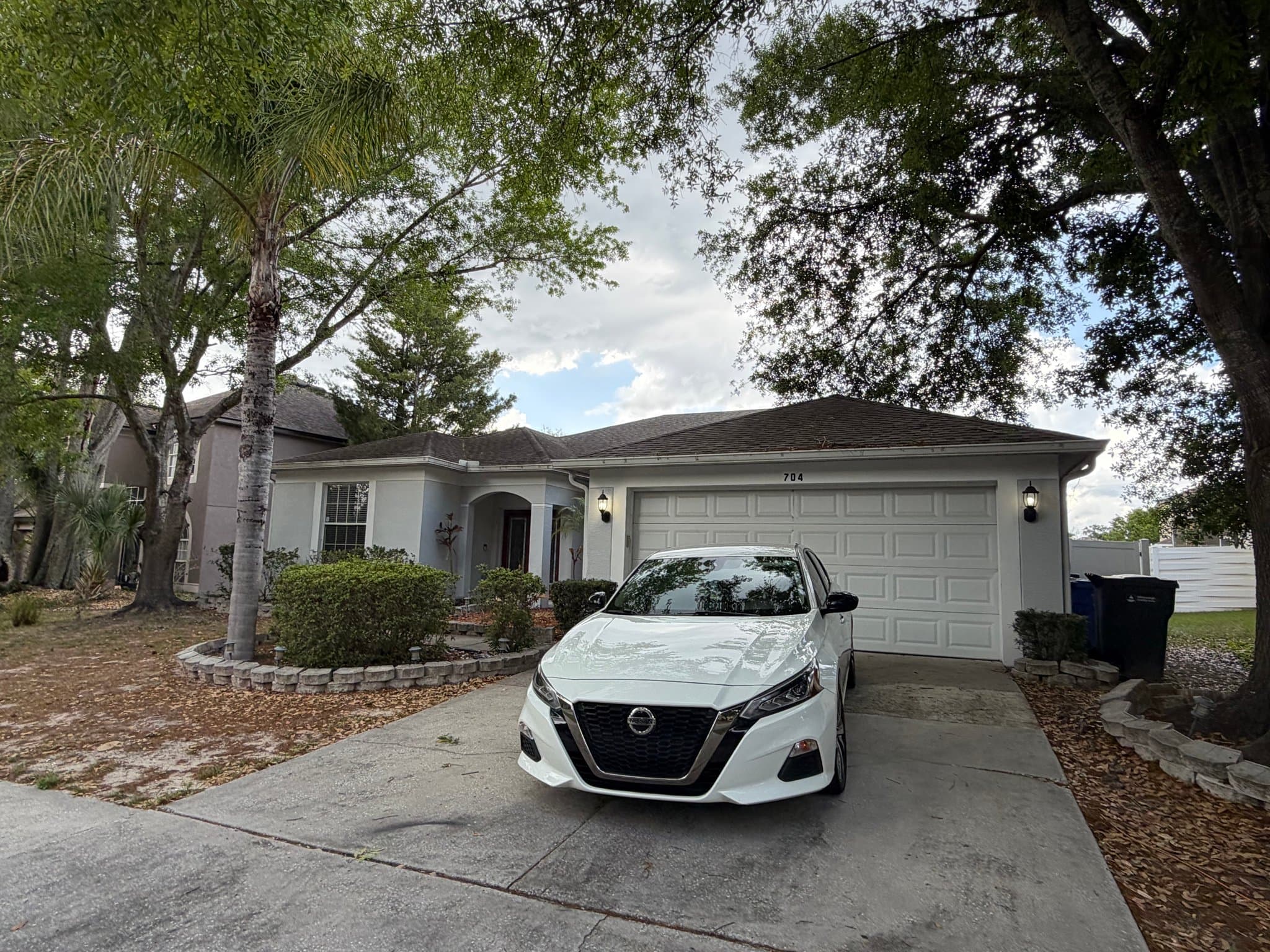 Valrico House: 704 Grand Canyon Dr